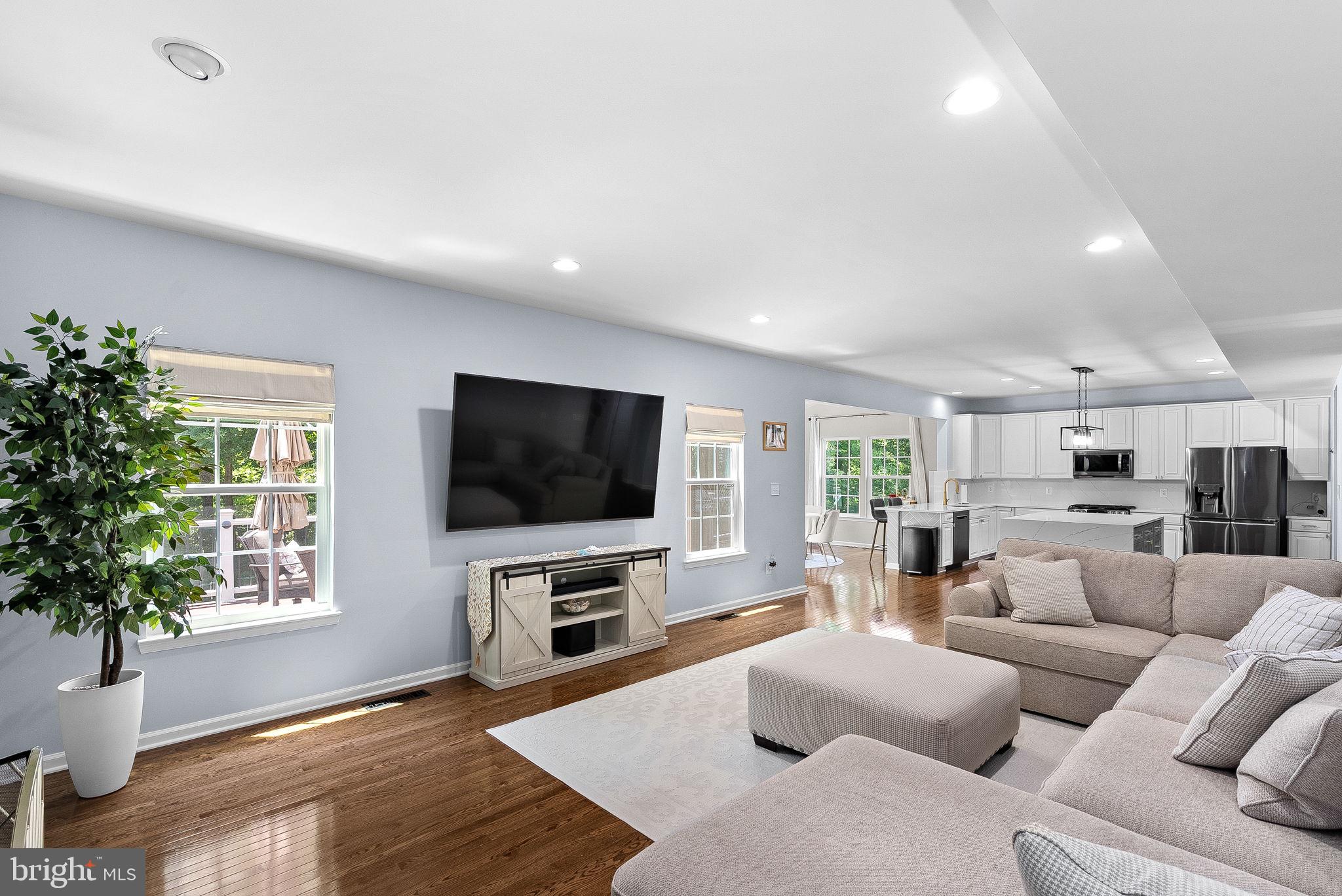 BOLT PROPERTY - Residential