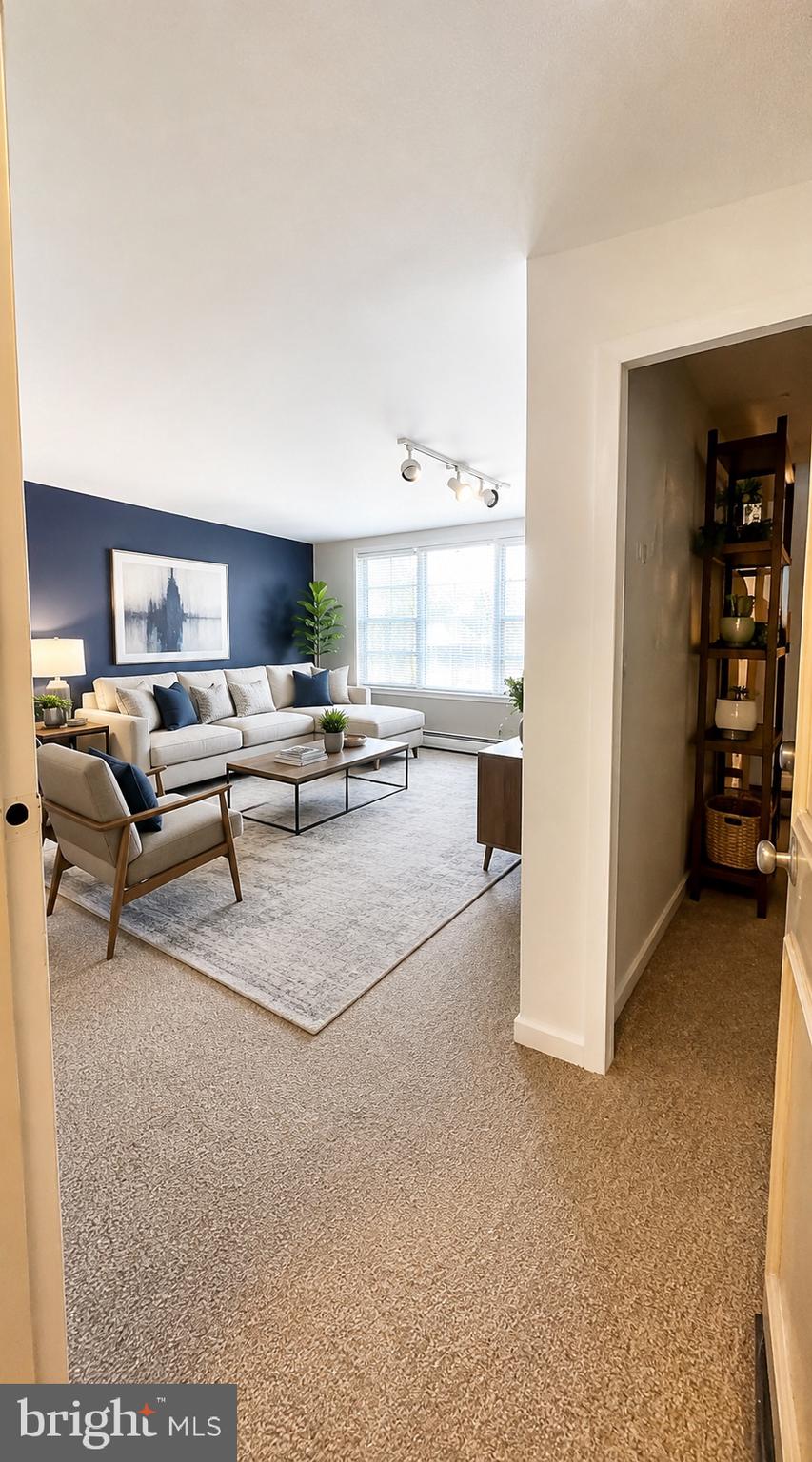 RADNOR HOUSE - Residential