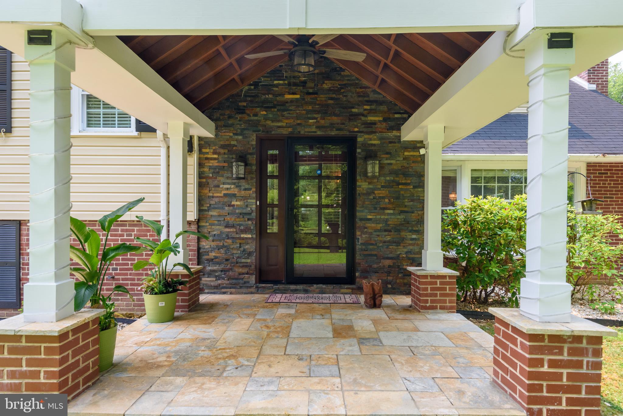 GLENHARDIE - Residential