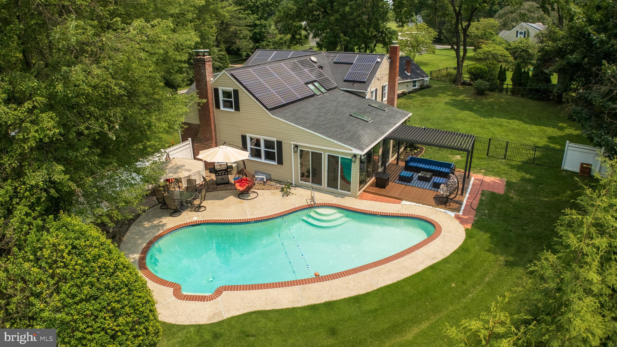 GLENHARDIE - Residential
