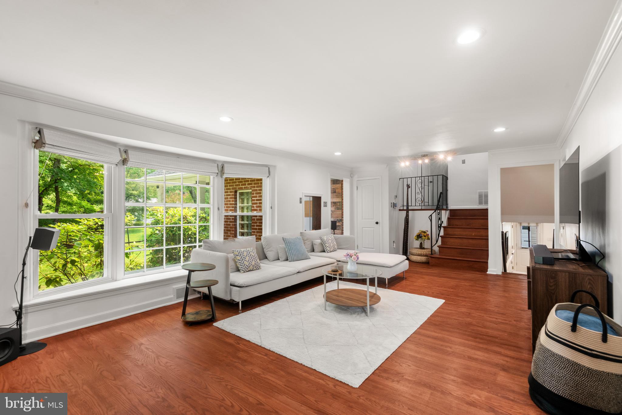 GLENHARDIE - Residential