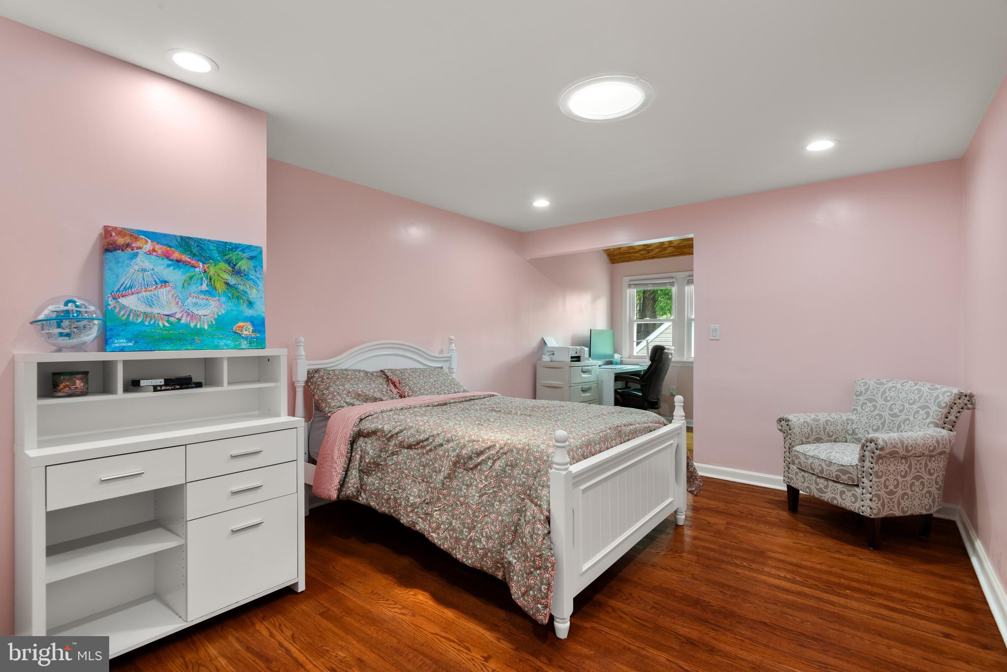 GLENHARDIE - Residential