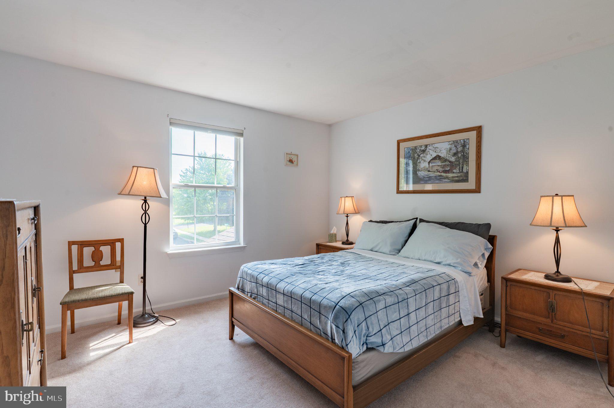 STRAWBERRY FIELDS - Residential