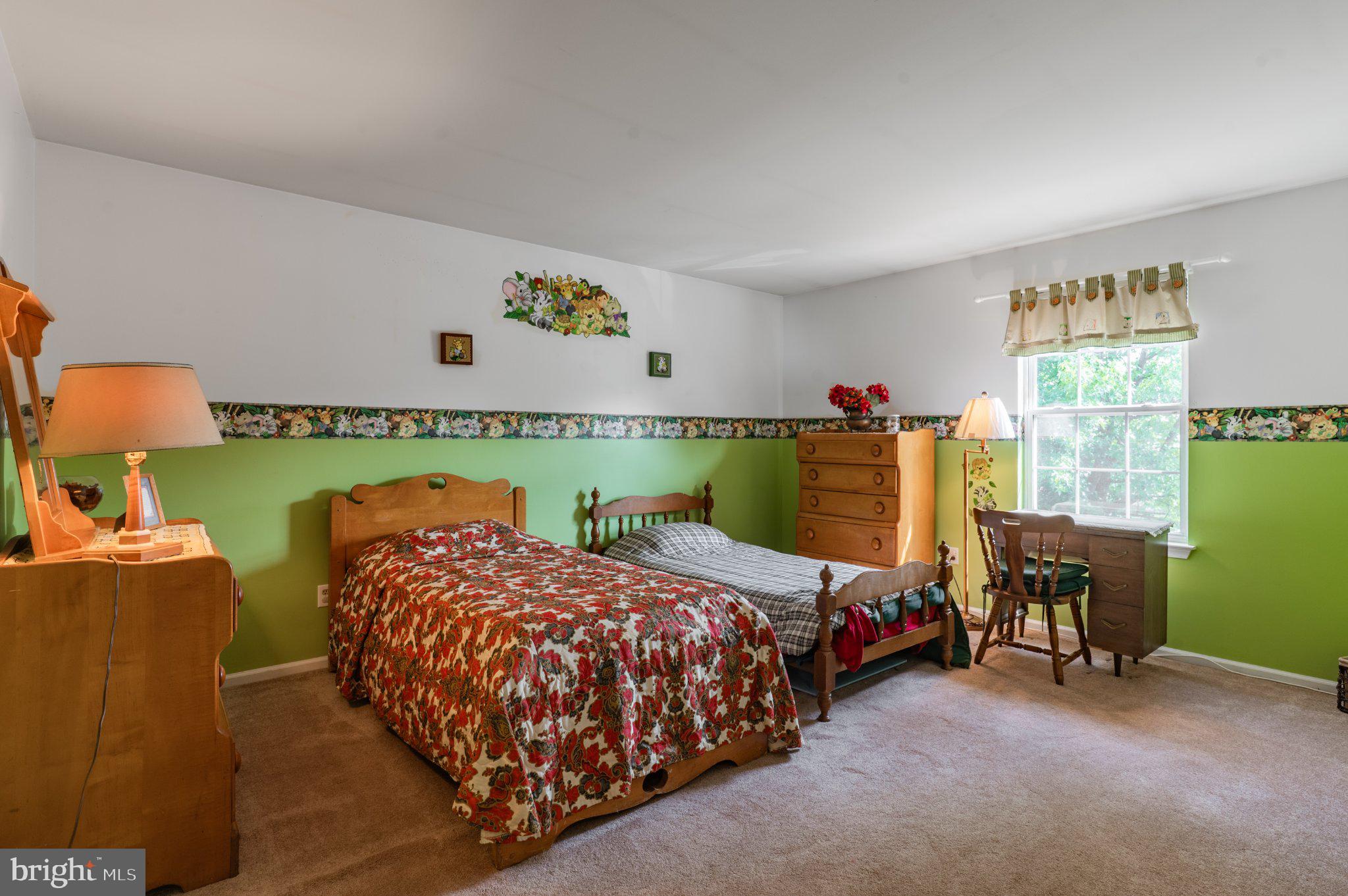 STRAWBERRY FIELDS - Residential