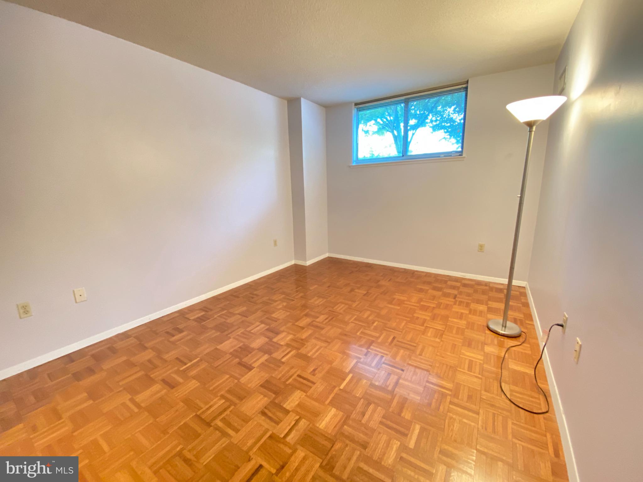 CRESCENT PLAZA - Residential