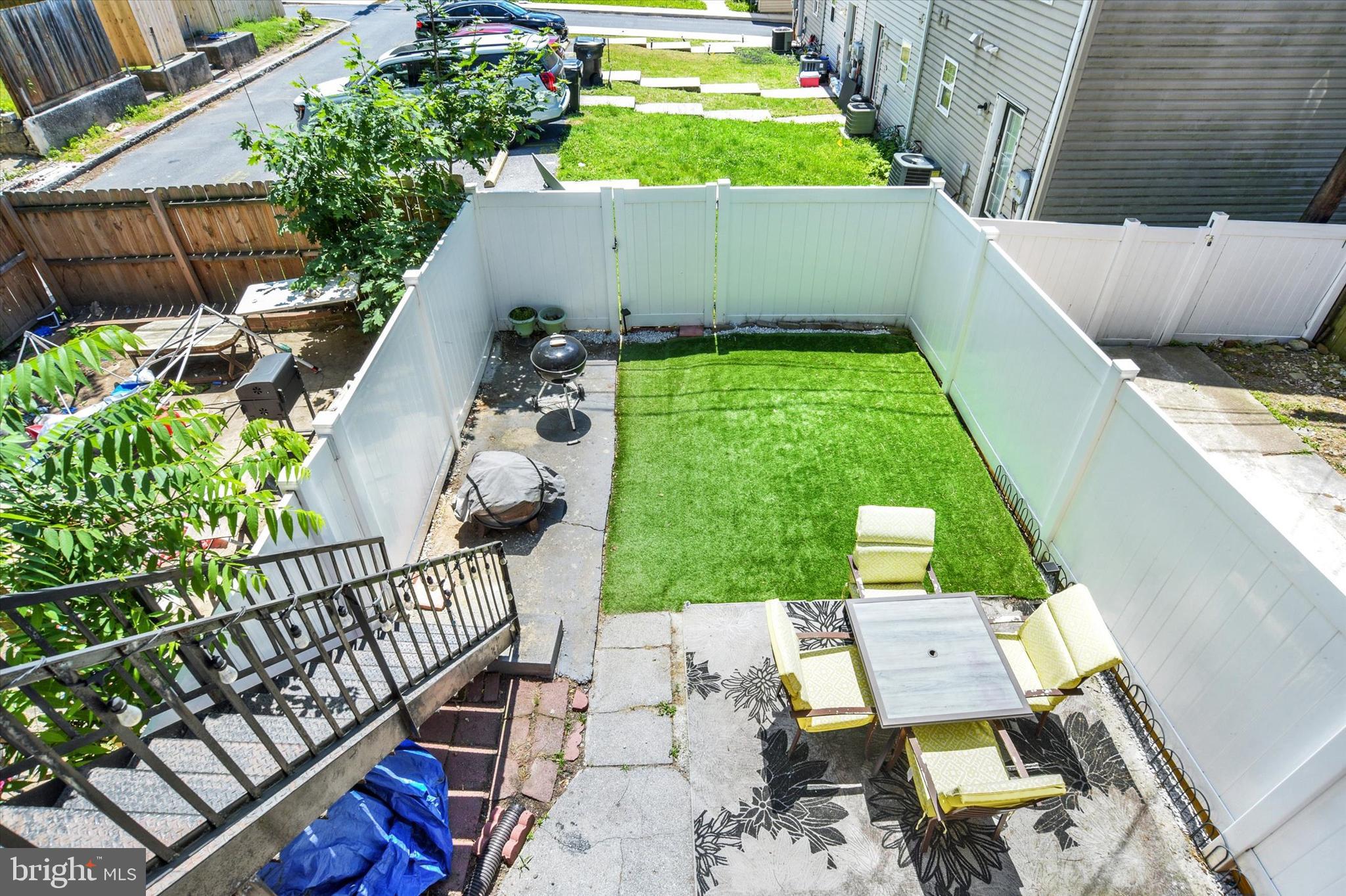 MIDTOWN - Residential