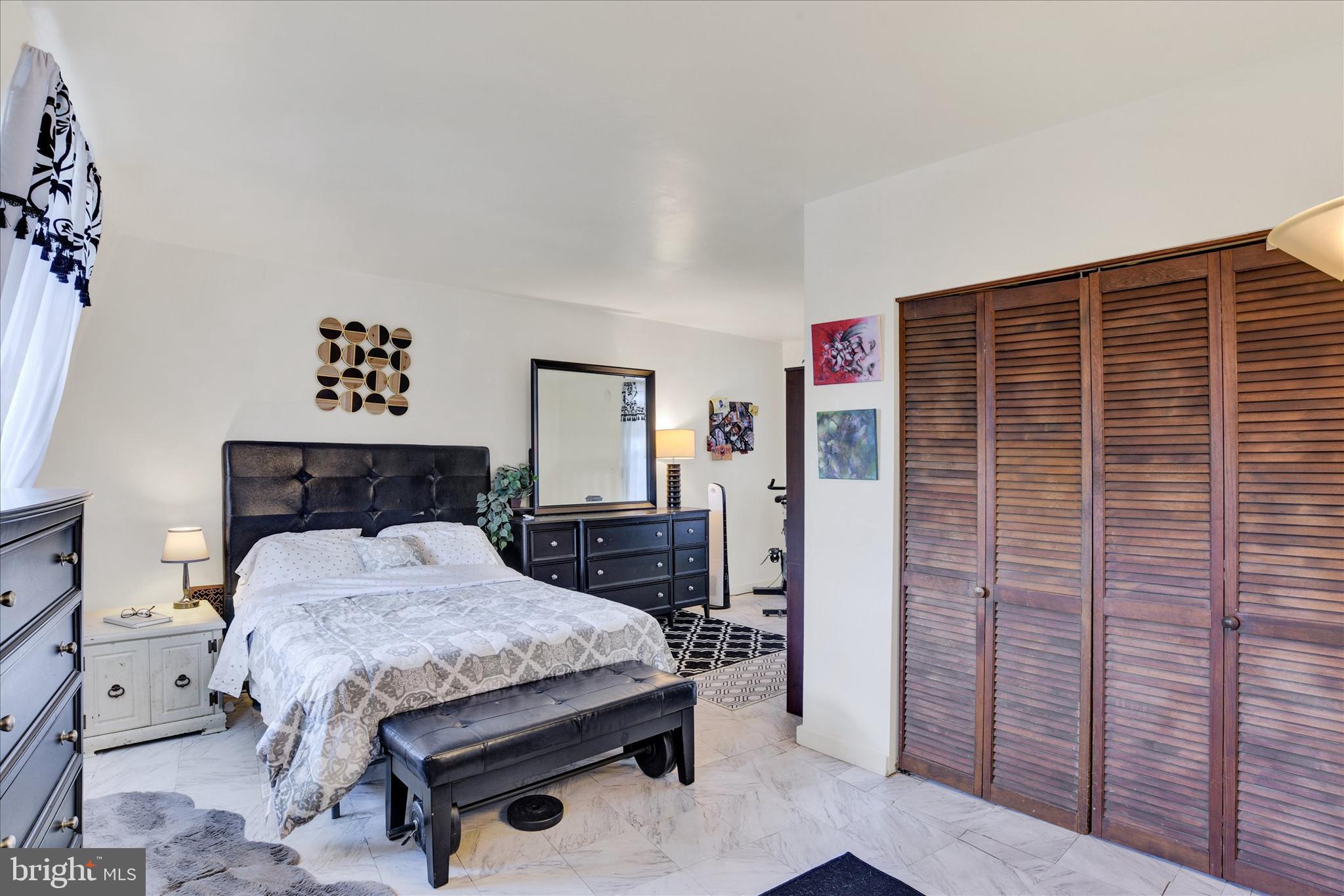 MIDTOWN - Residential