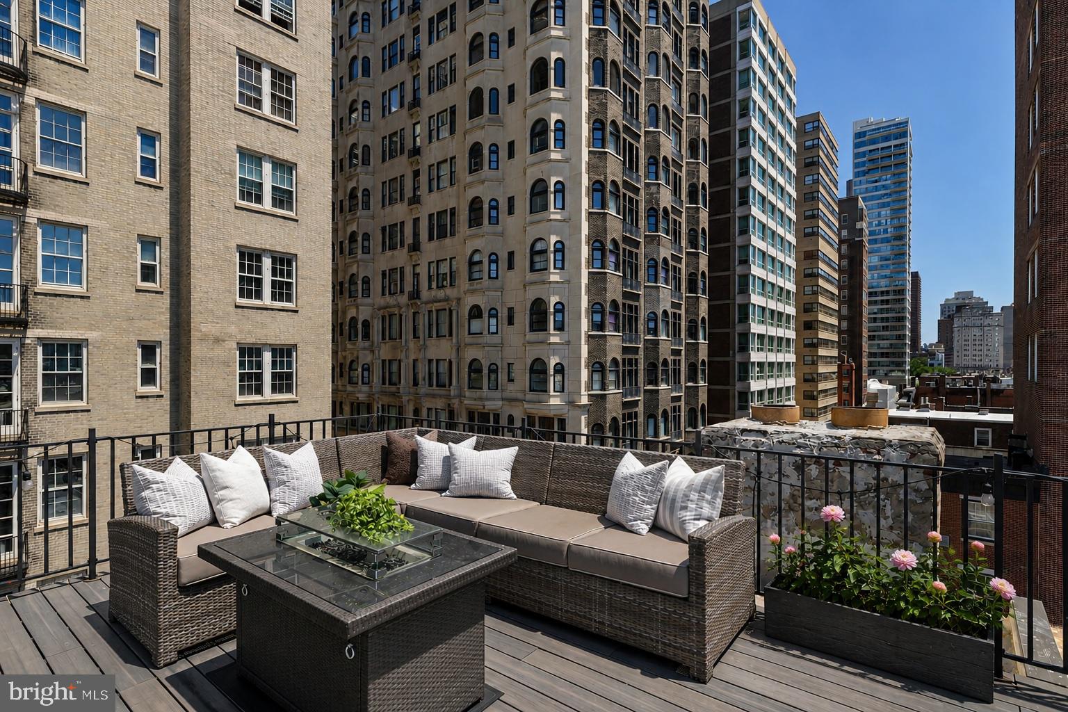 RITTENHOUSE SQUARE - Residential