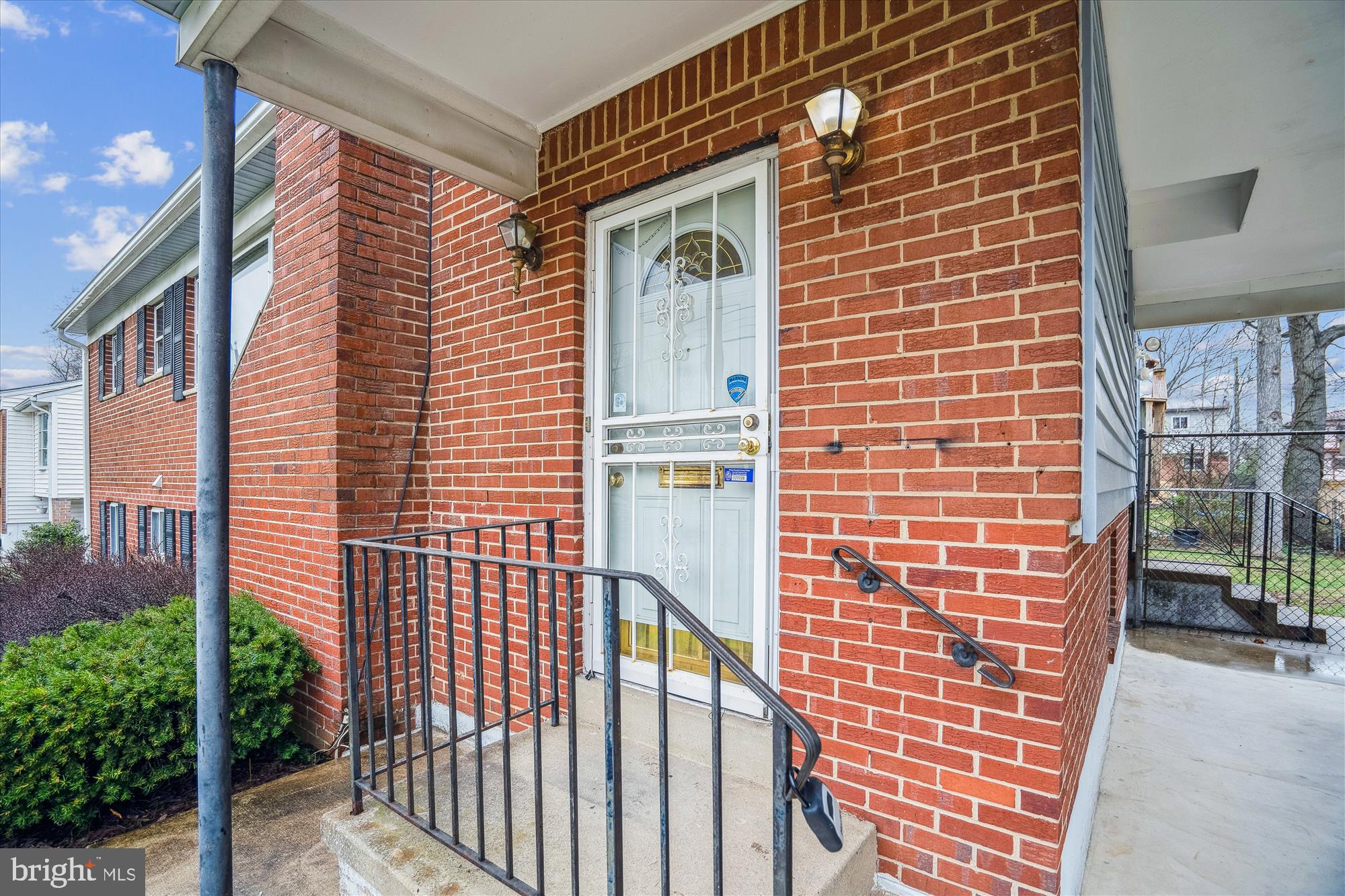 GOOD LUCK HEIGHTS - Residential