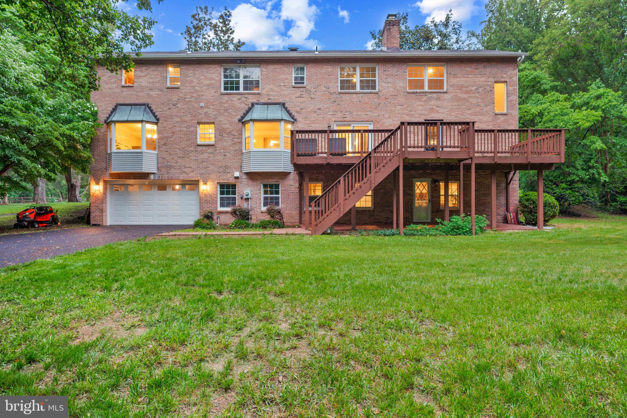 LAUREL GLEN - Residential