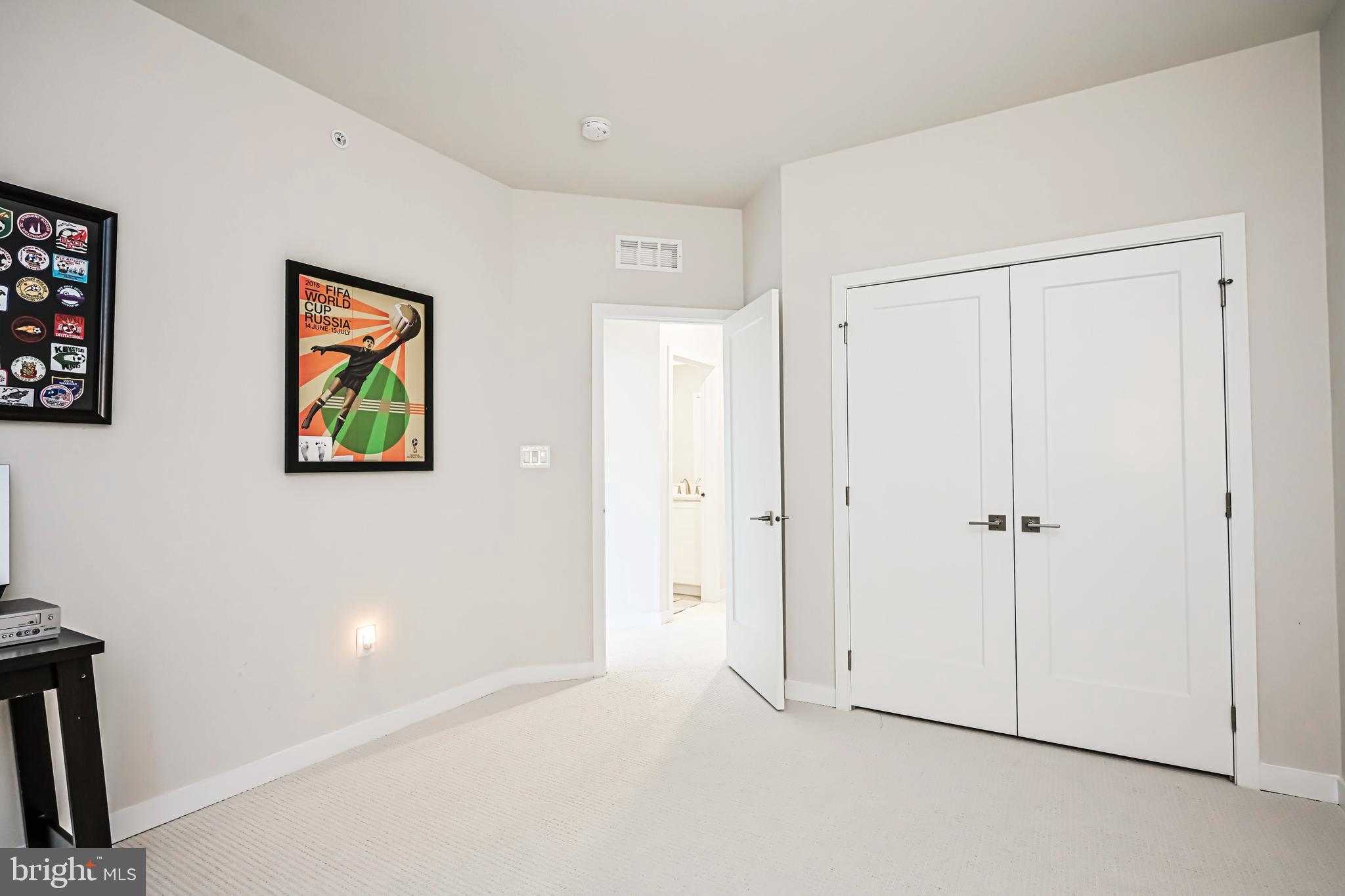 METRO WALK AT MOOREFIELD STATION - Residential