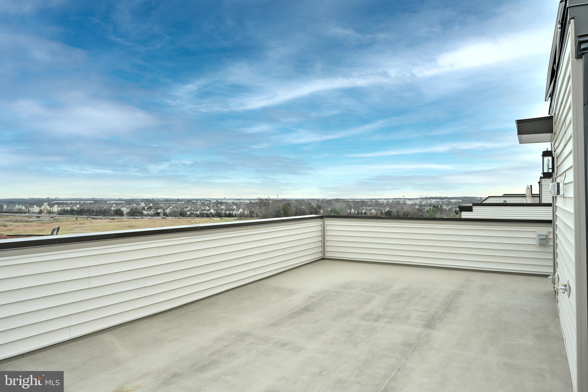 METRO WALK AT MOOREFIELD STATION - Residential