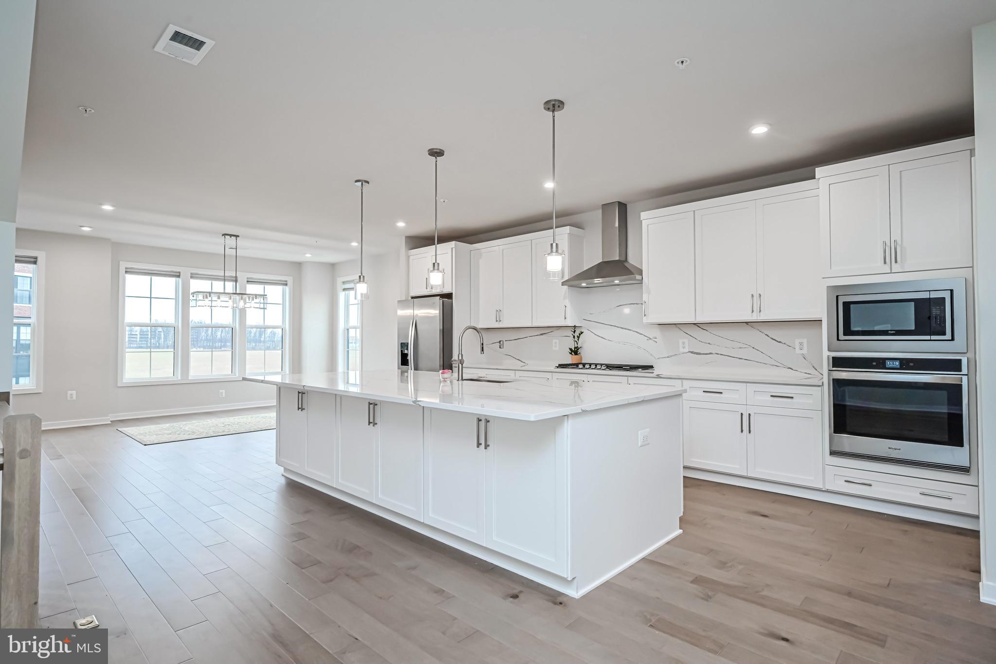 METRO WALK AT MOOREFIELD STATION - Residential