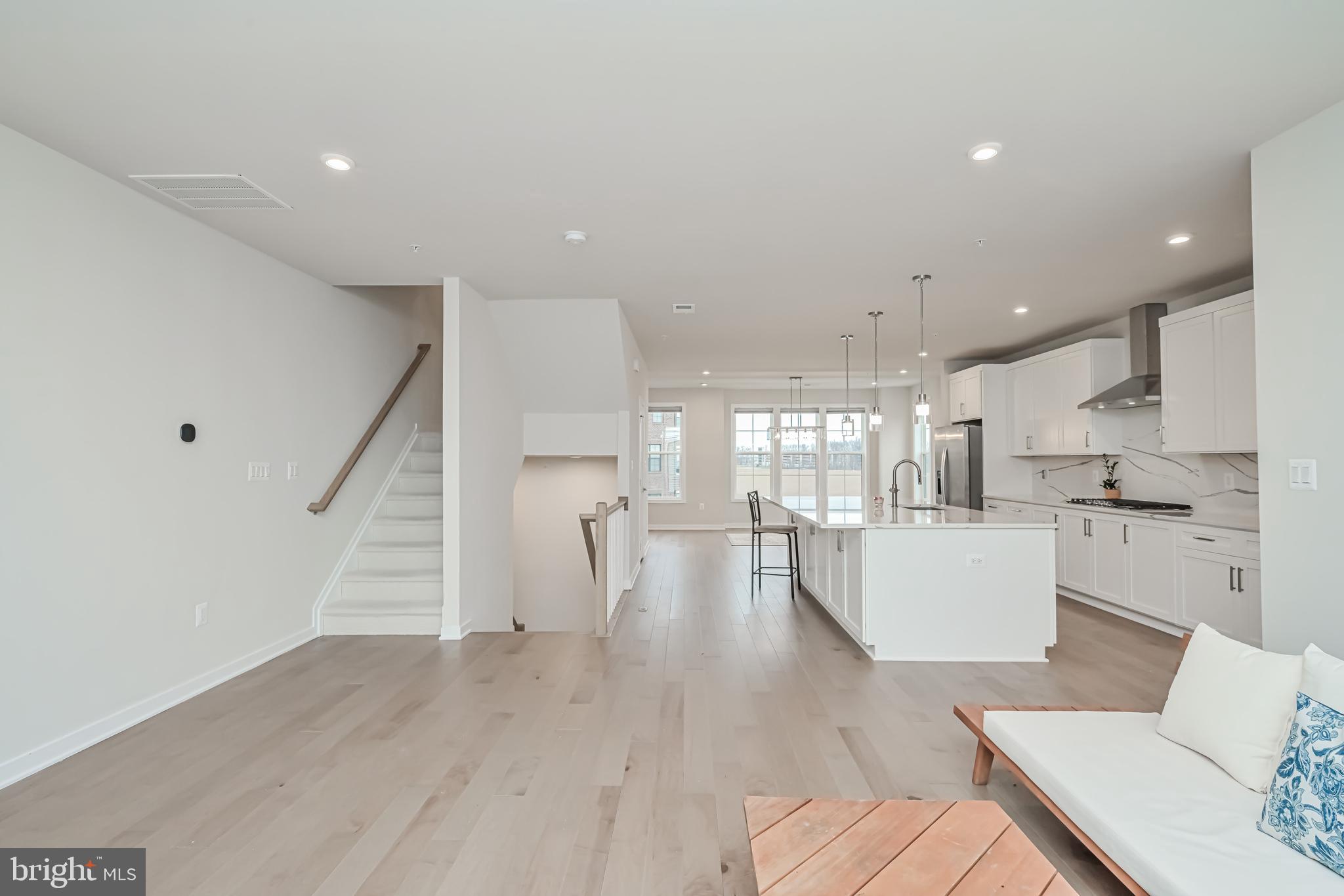 METRO WALK AT MOOREFIELD STATION - Residential