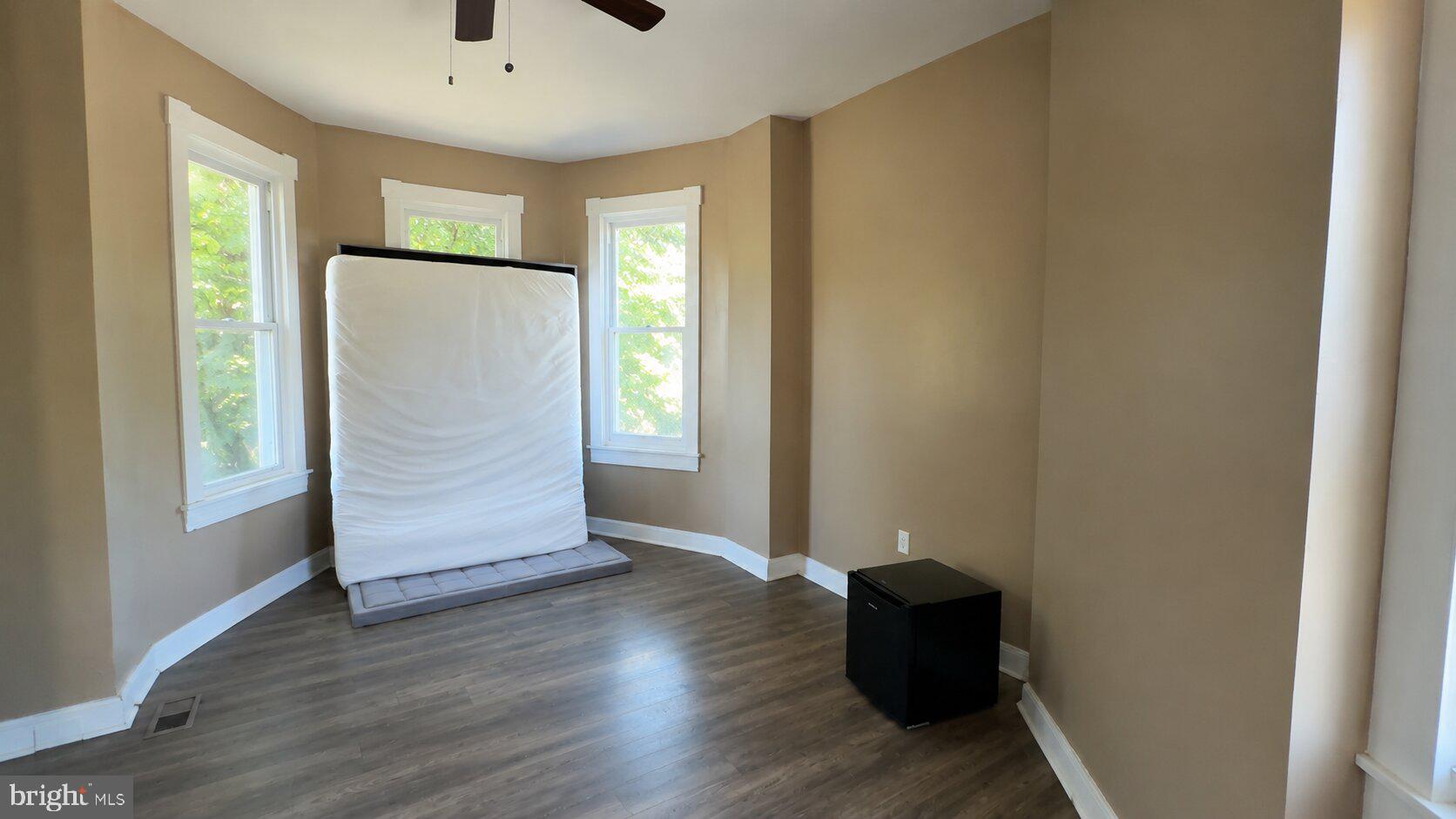 ROSEMONT - Residential