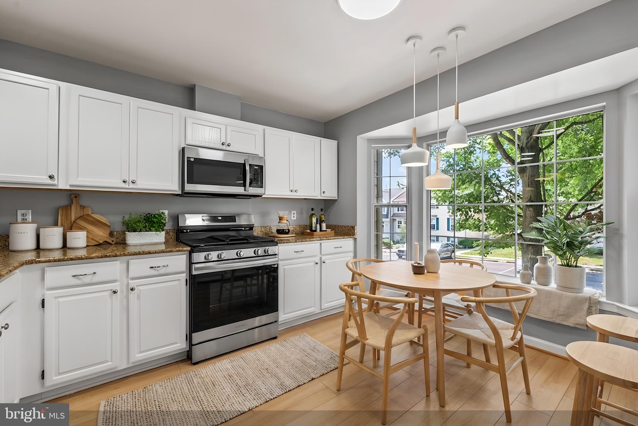RIDGEFIELD VILLAGE - Residential