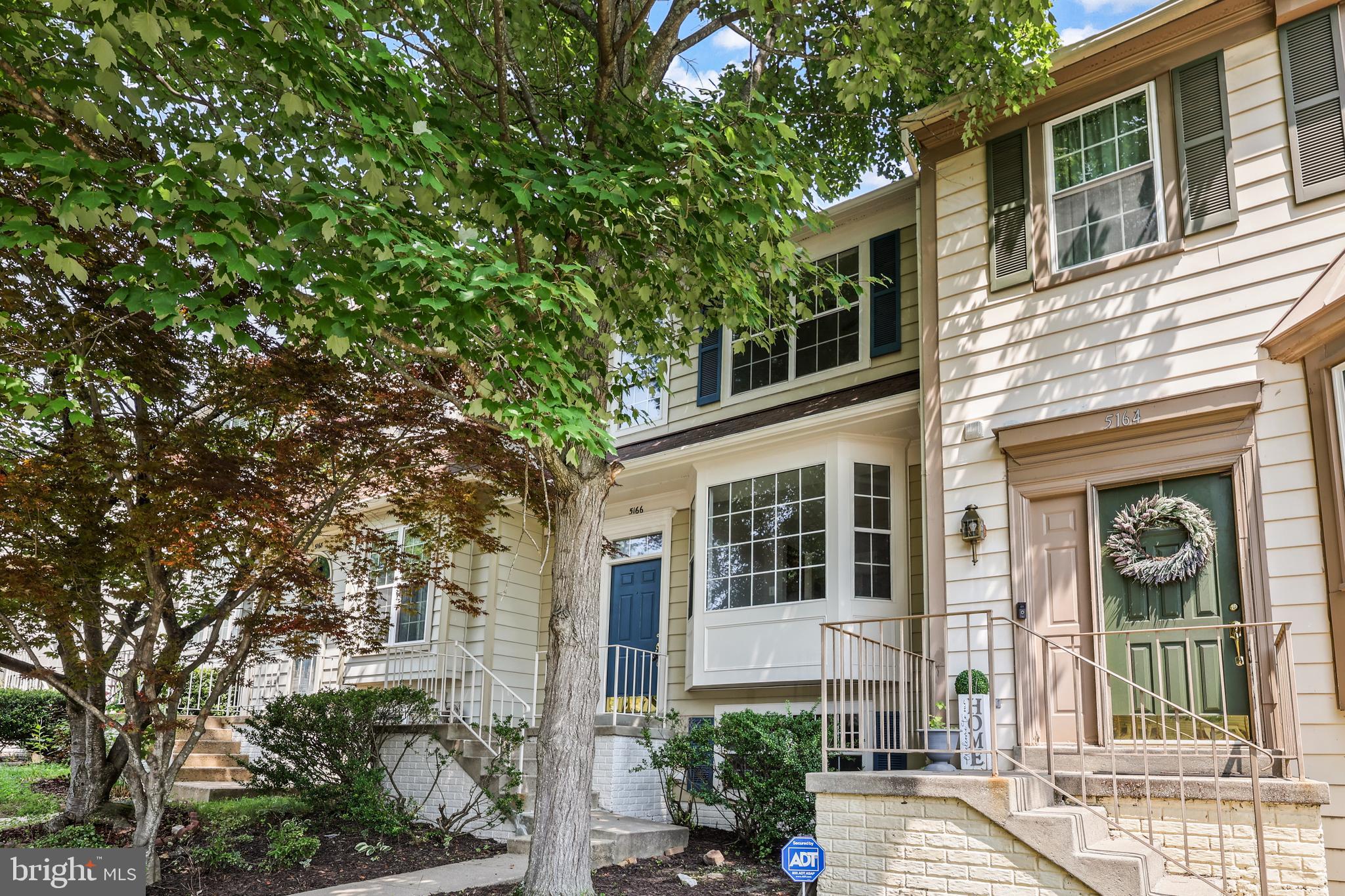 RIDGEFIELD VILLAGE - Residential