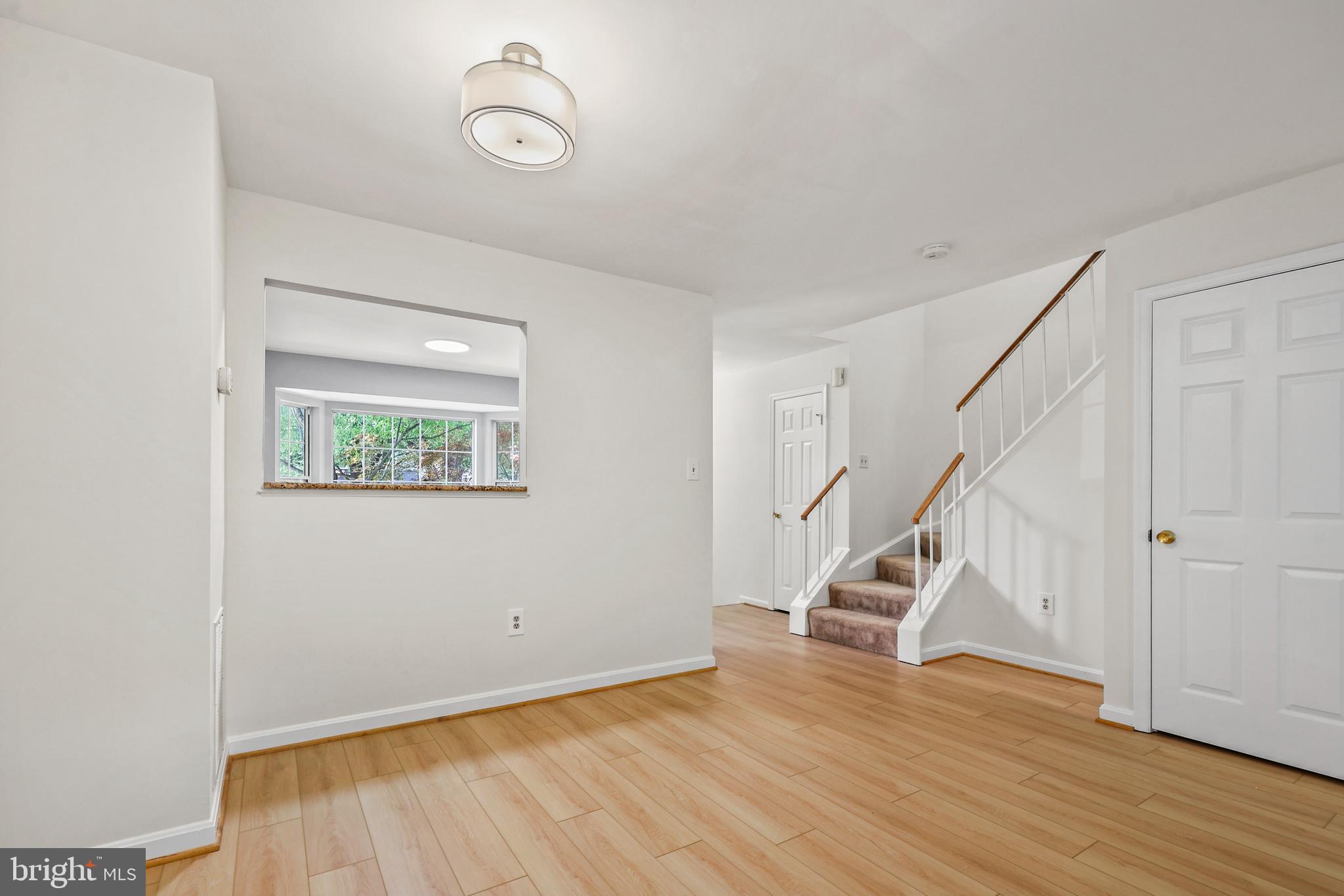 RIDGEFIELD VILLAGE - Residential