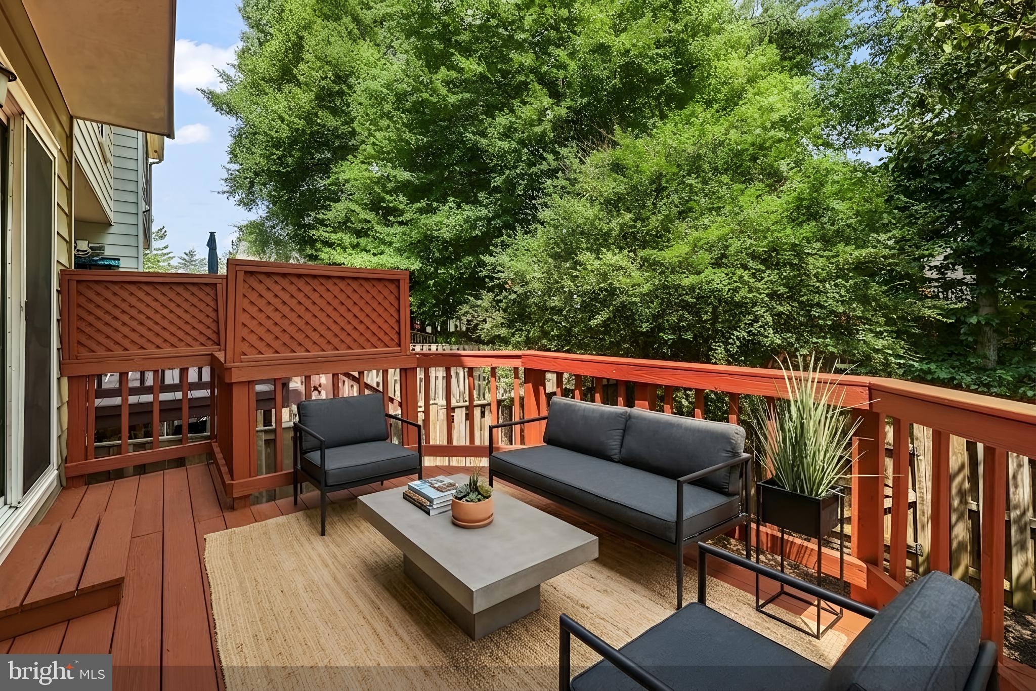 RIDGEFIELD VILLAGE - Residential