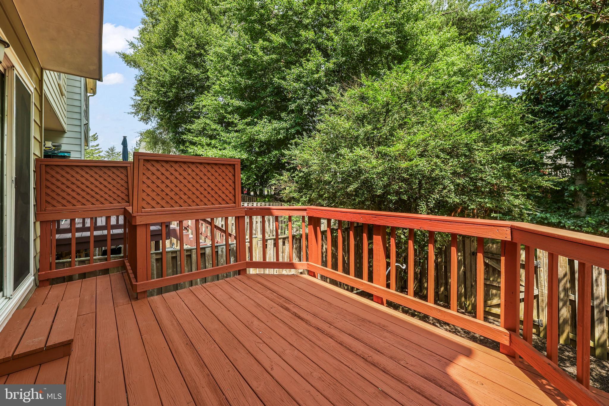 RIDGEFIELD VILLAGE - Residential