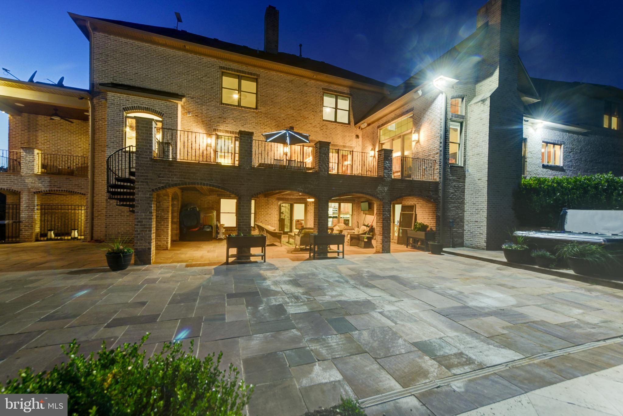 FRANKLIN FAMILY - Residential