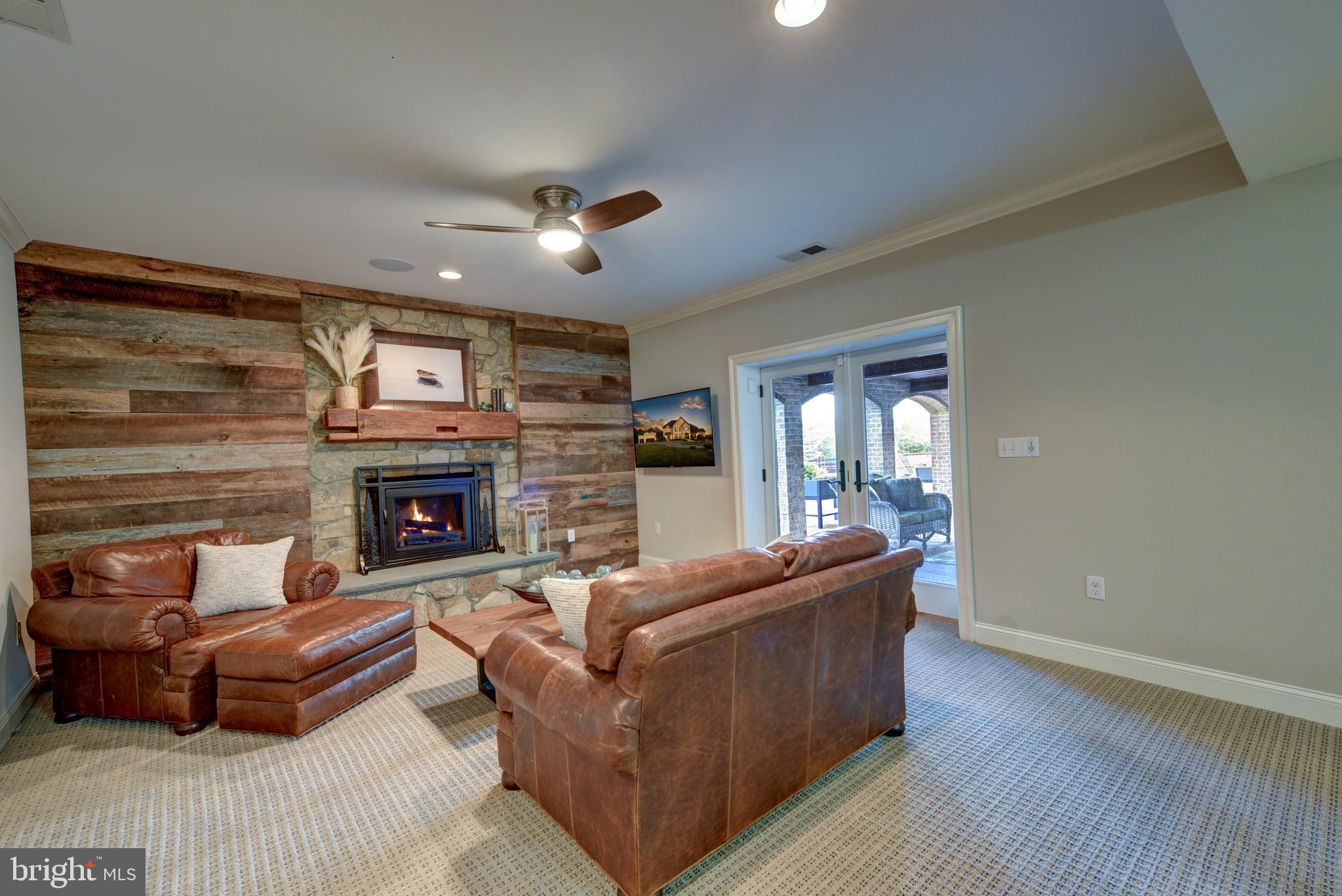 FRANKLIN FAMILY - Residential