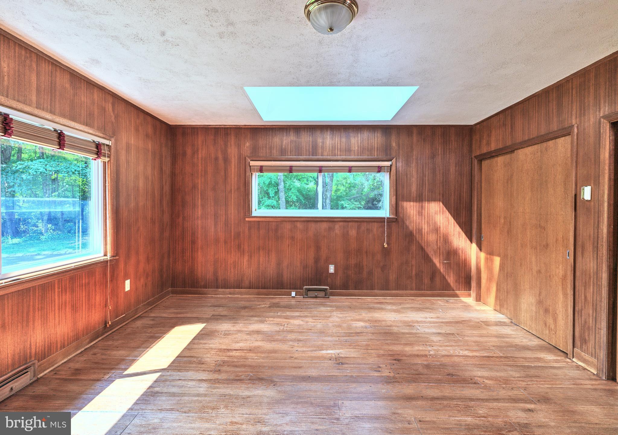 NON AVAILABLE - Residential