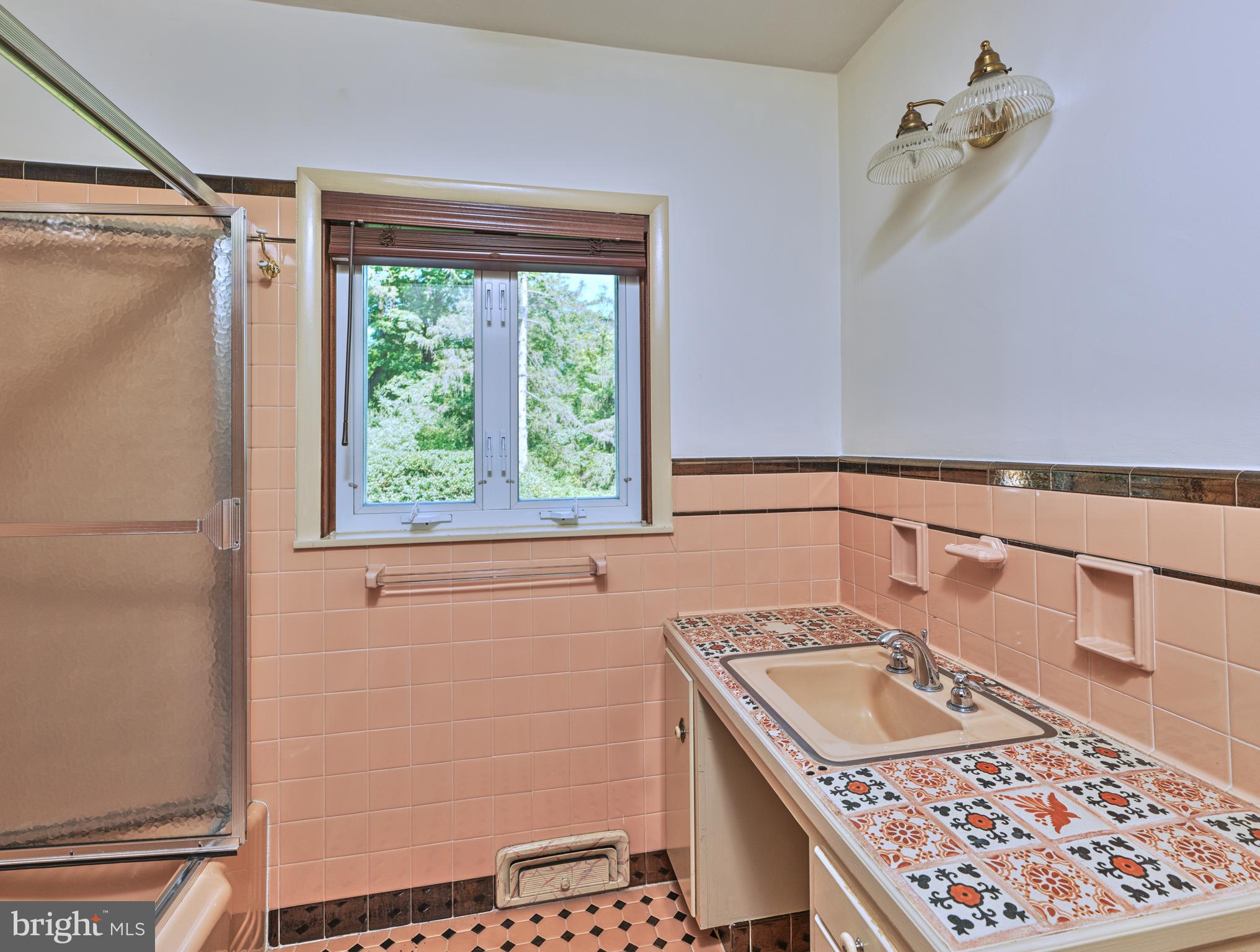NON AVAILABLE - Residential