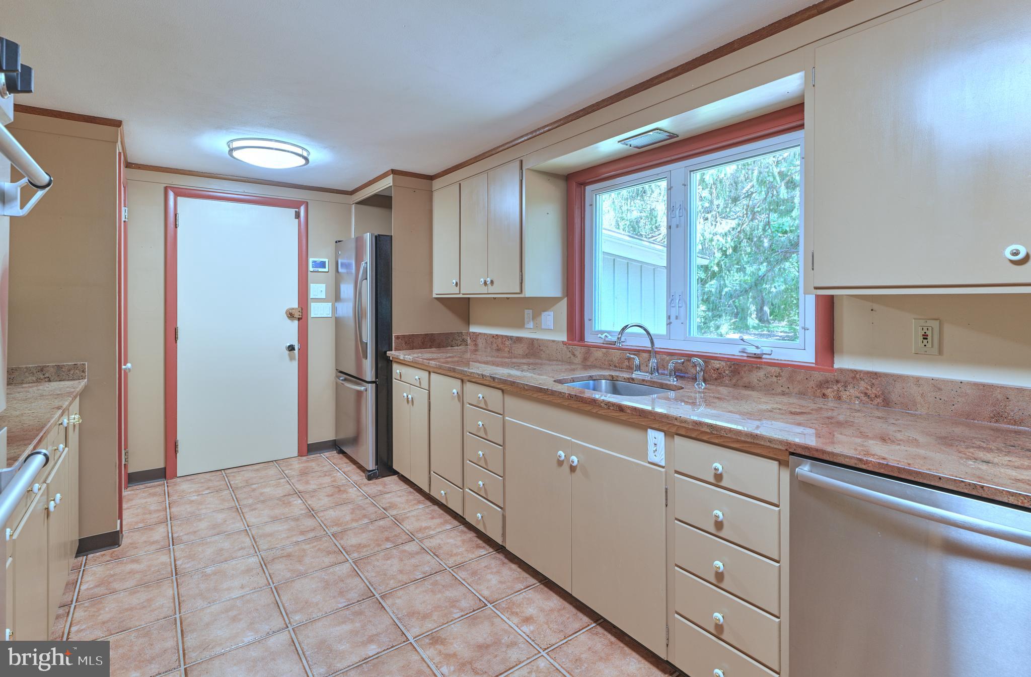 NON AVAILABLE - Residential
