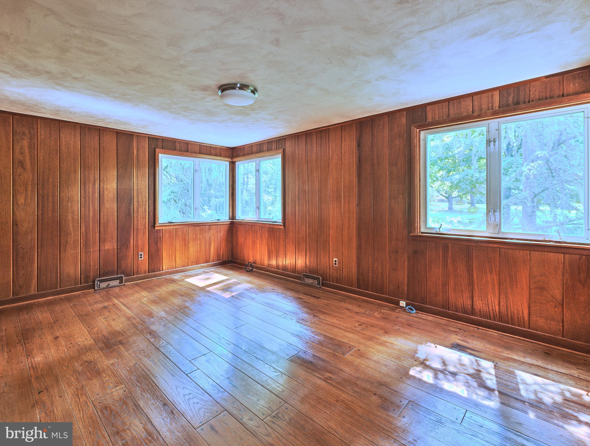 NON AVAILABLE - Residential