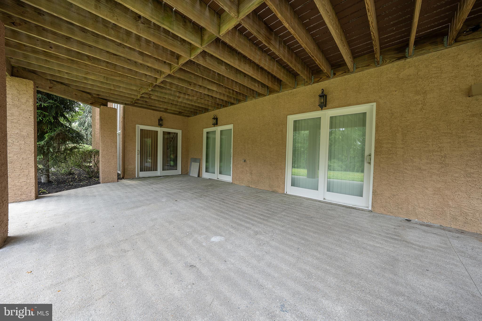 PENNOCK WOODS - Residential