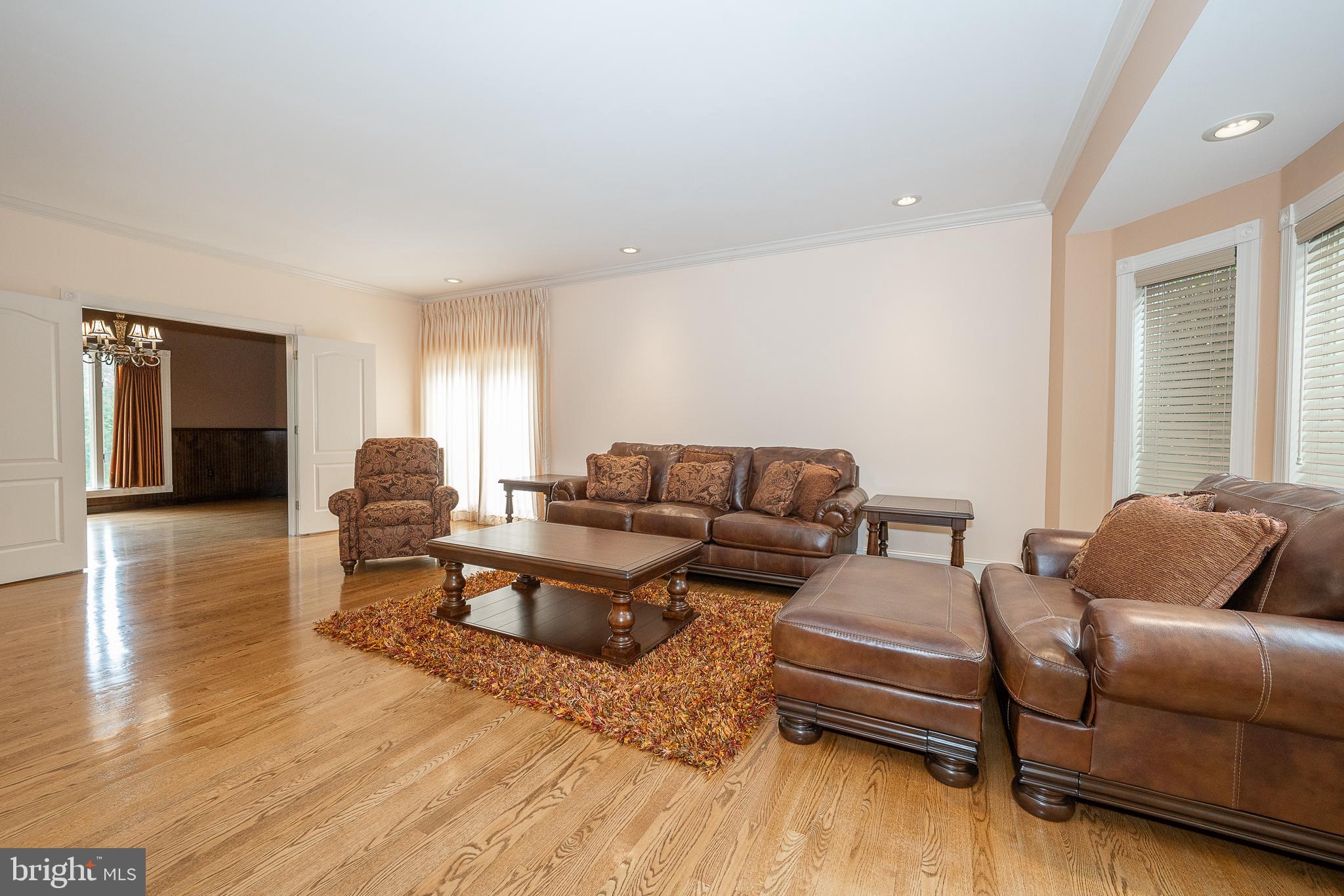 PENNOCK WOODS - Residential