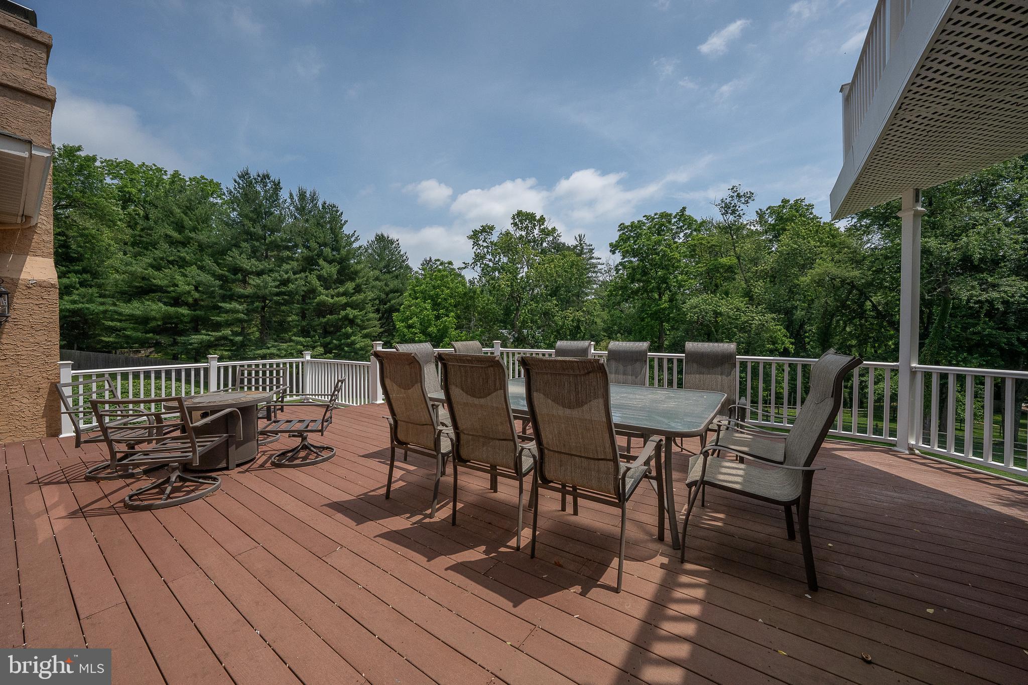 PENNOCK WOODS - Residential