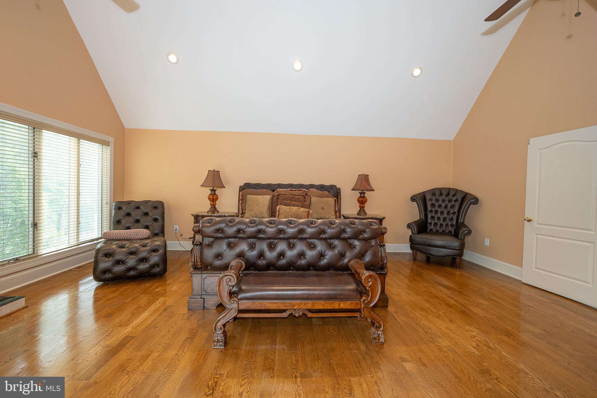 PENNOCK WOODS - Residential
