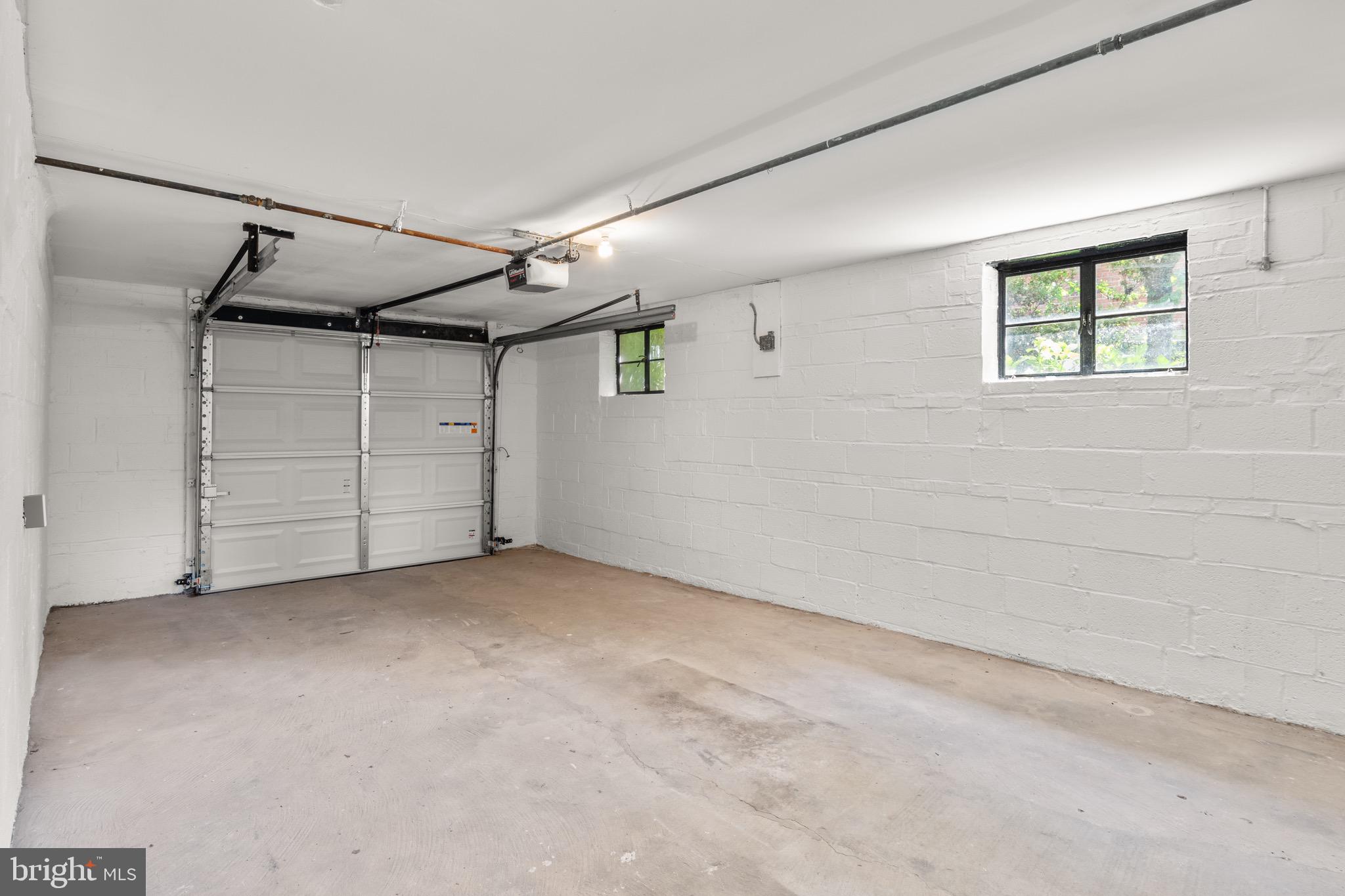 WEST CHEVY CHASE - Residential