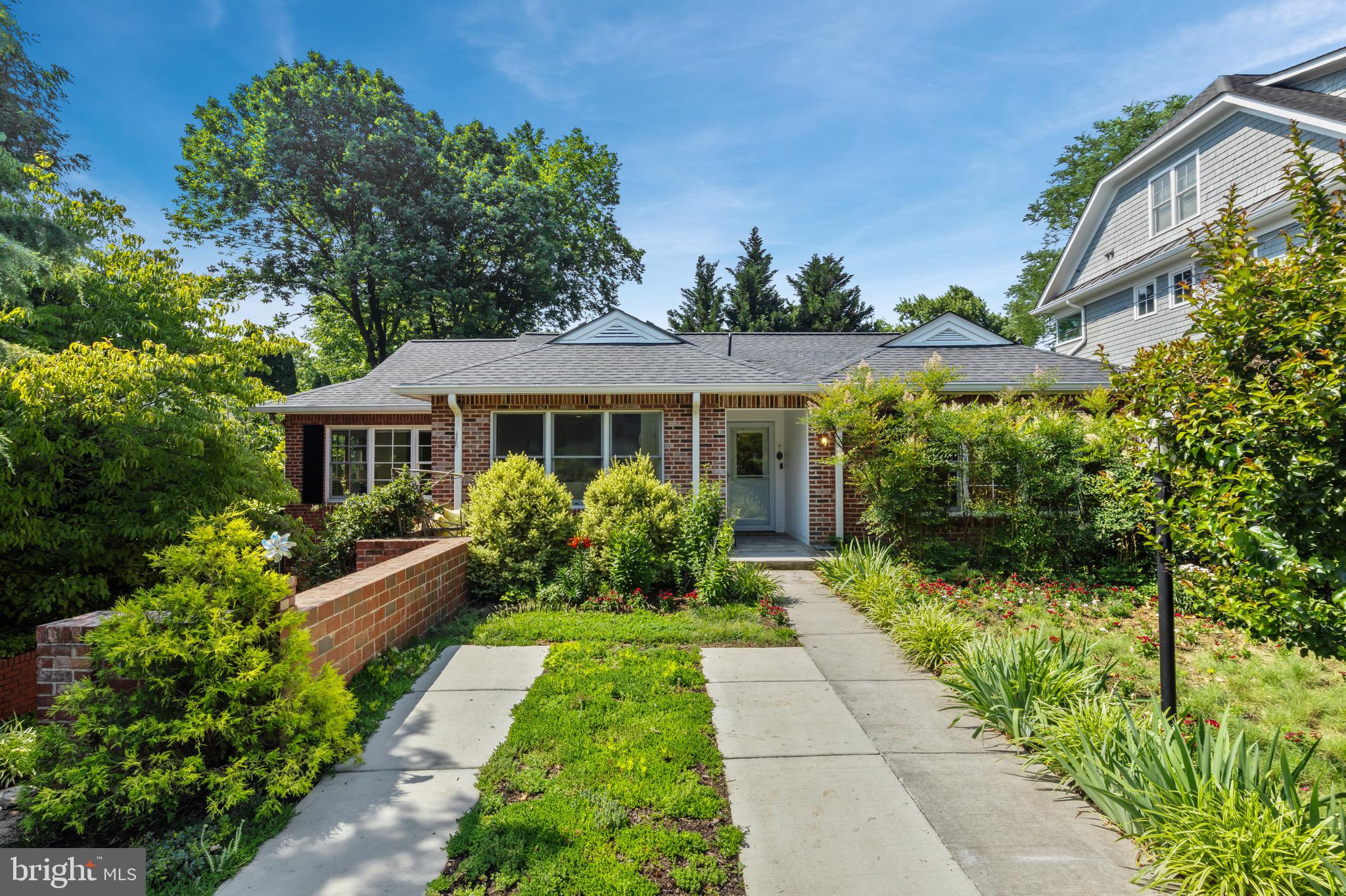 WEST CHEVY CHASE - Residential