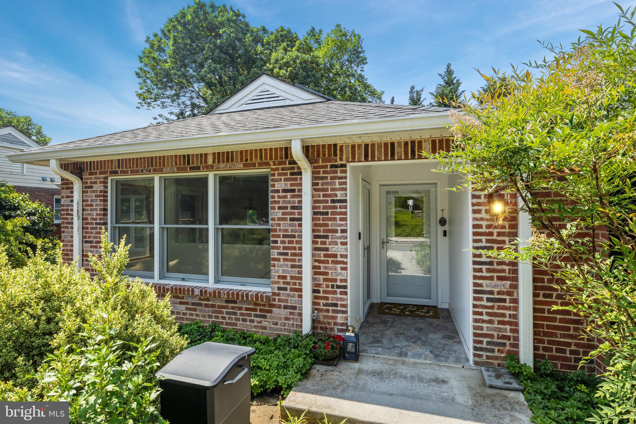WEST CHEVY CHASE - Residential