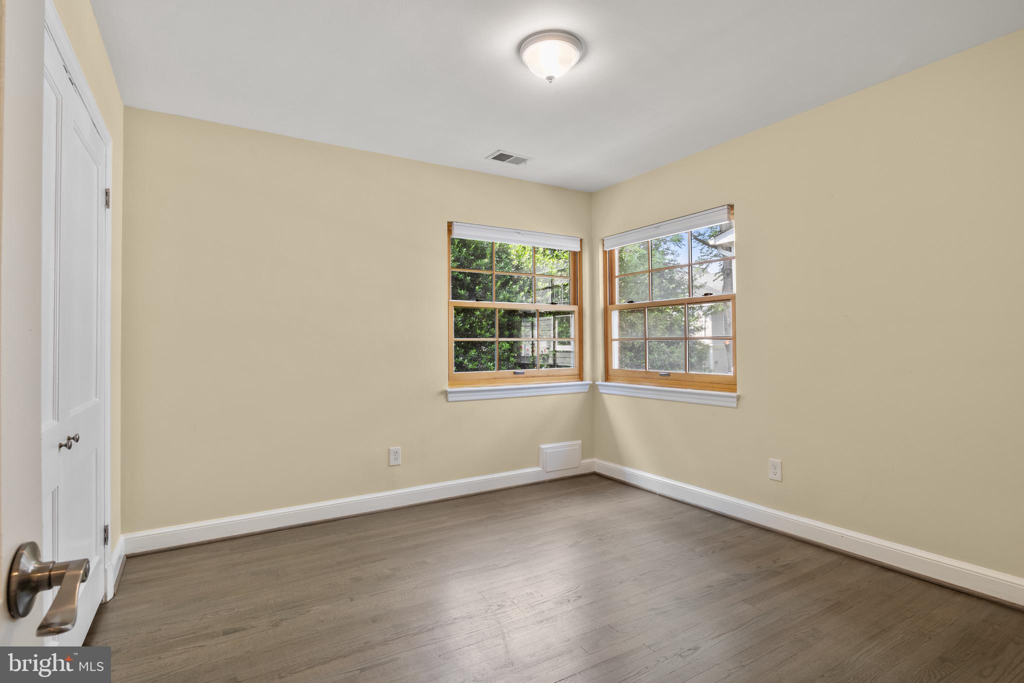 WEST CHEVY CHASE - Residential