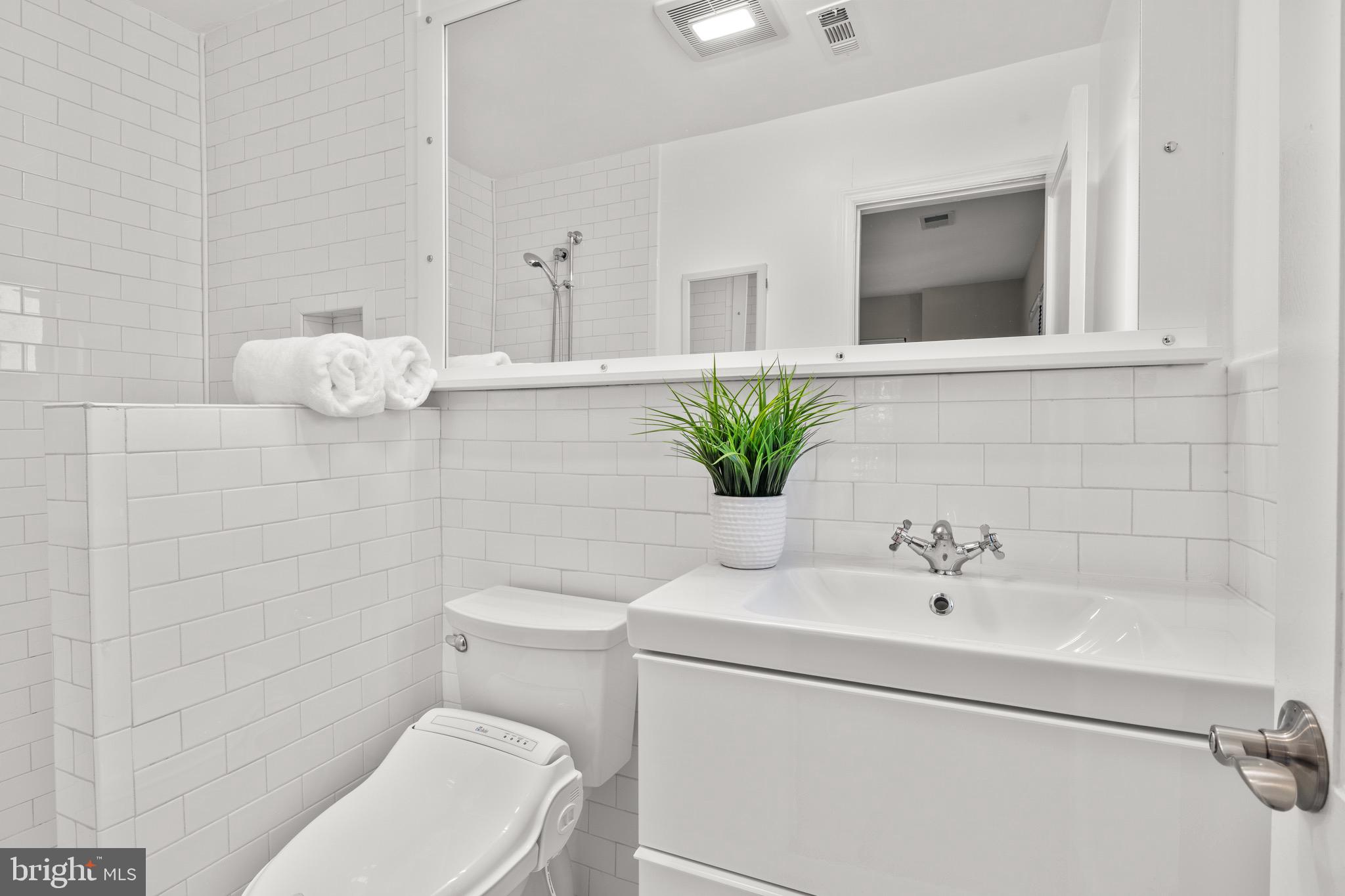 WEST CHEVY CHASE - Residential