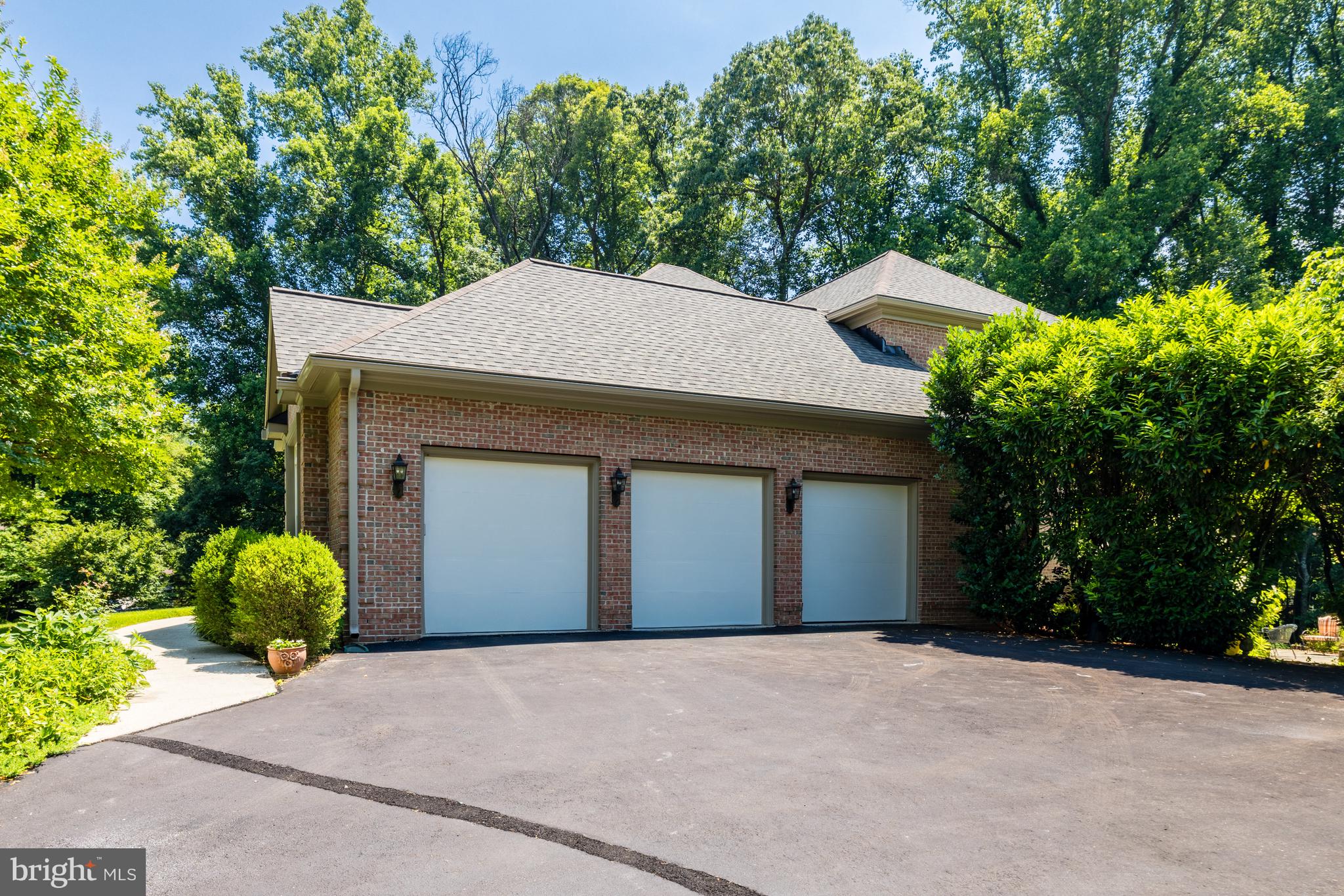 FOX RUN - Residential