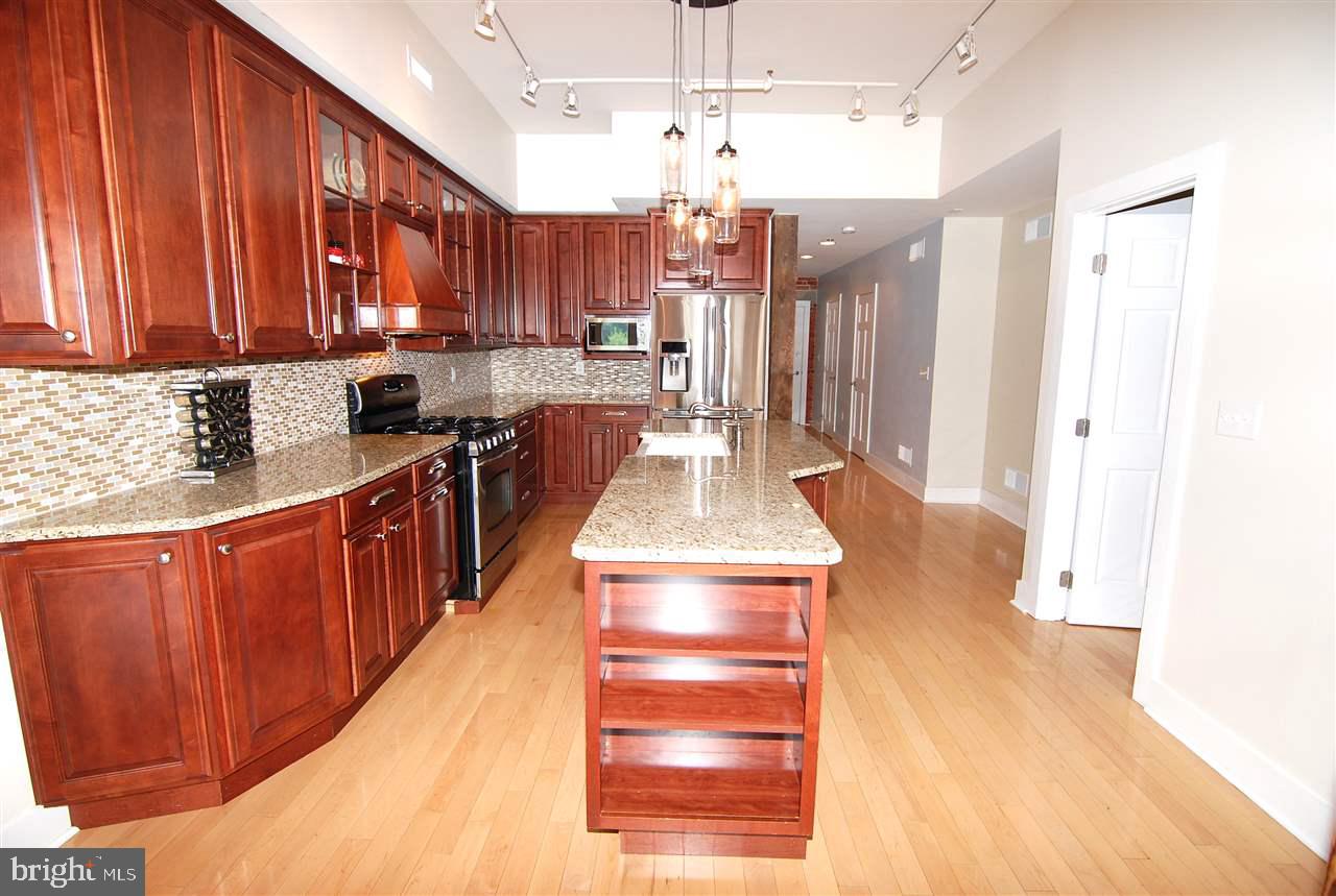 THE LOFTS - Residential