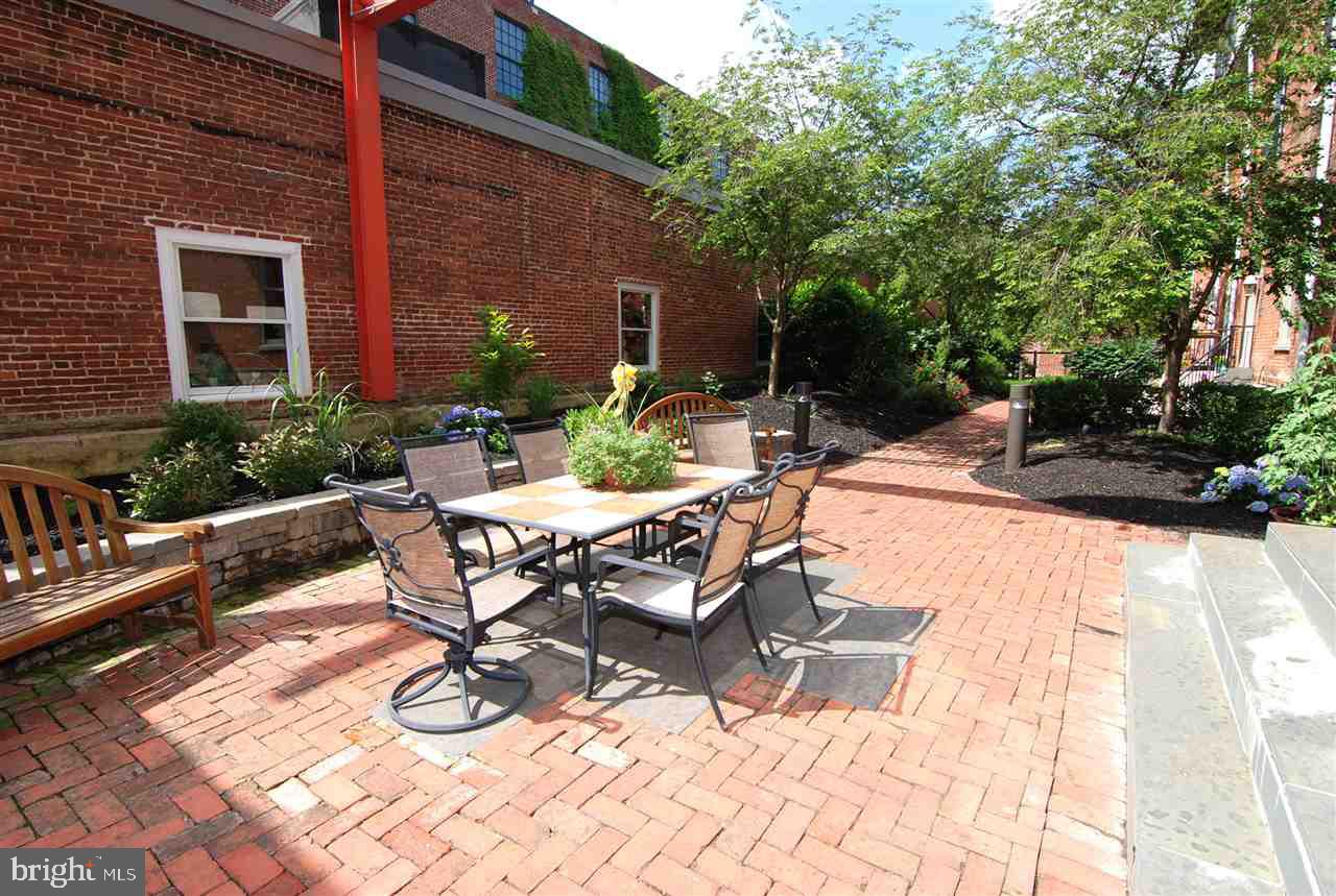 THE LOFTS - Residential