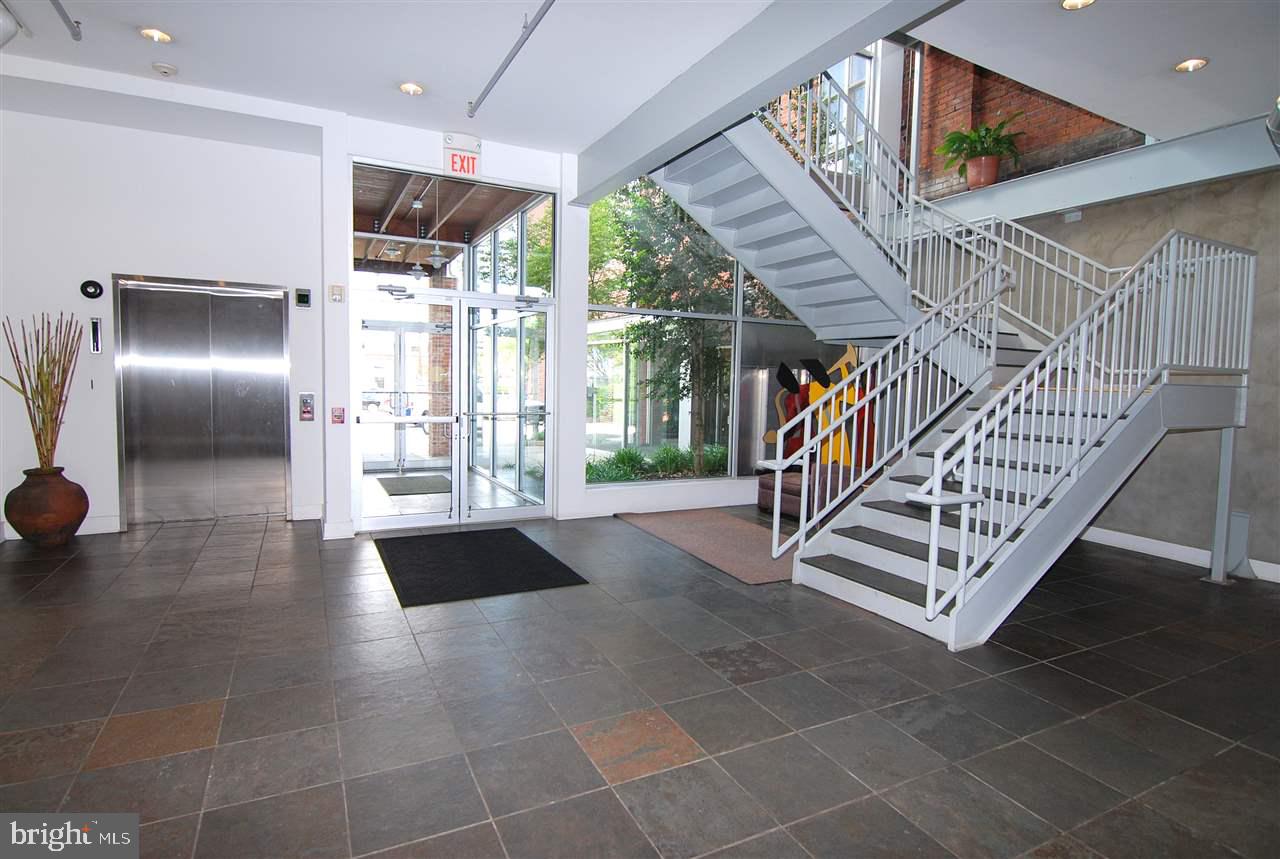 THE LOFTS - Residential