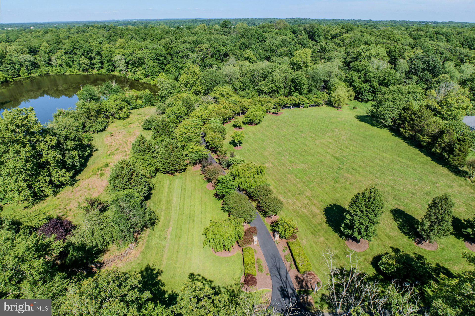 EVERGREEN FARM - Residential