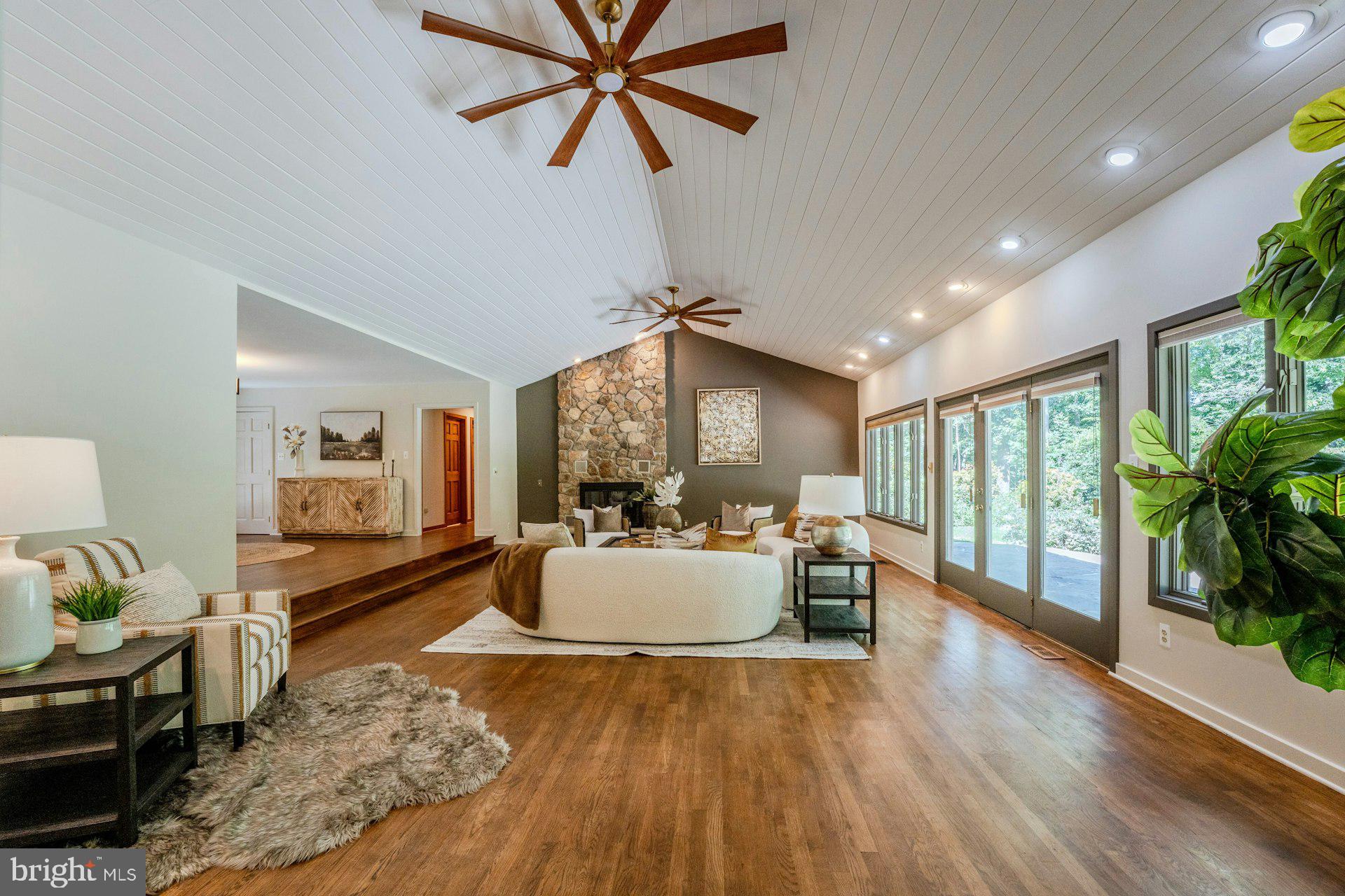EVERGREEN FARM - Residential