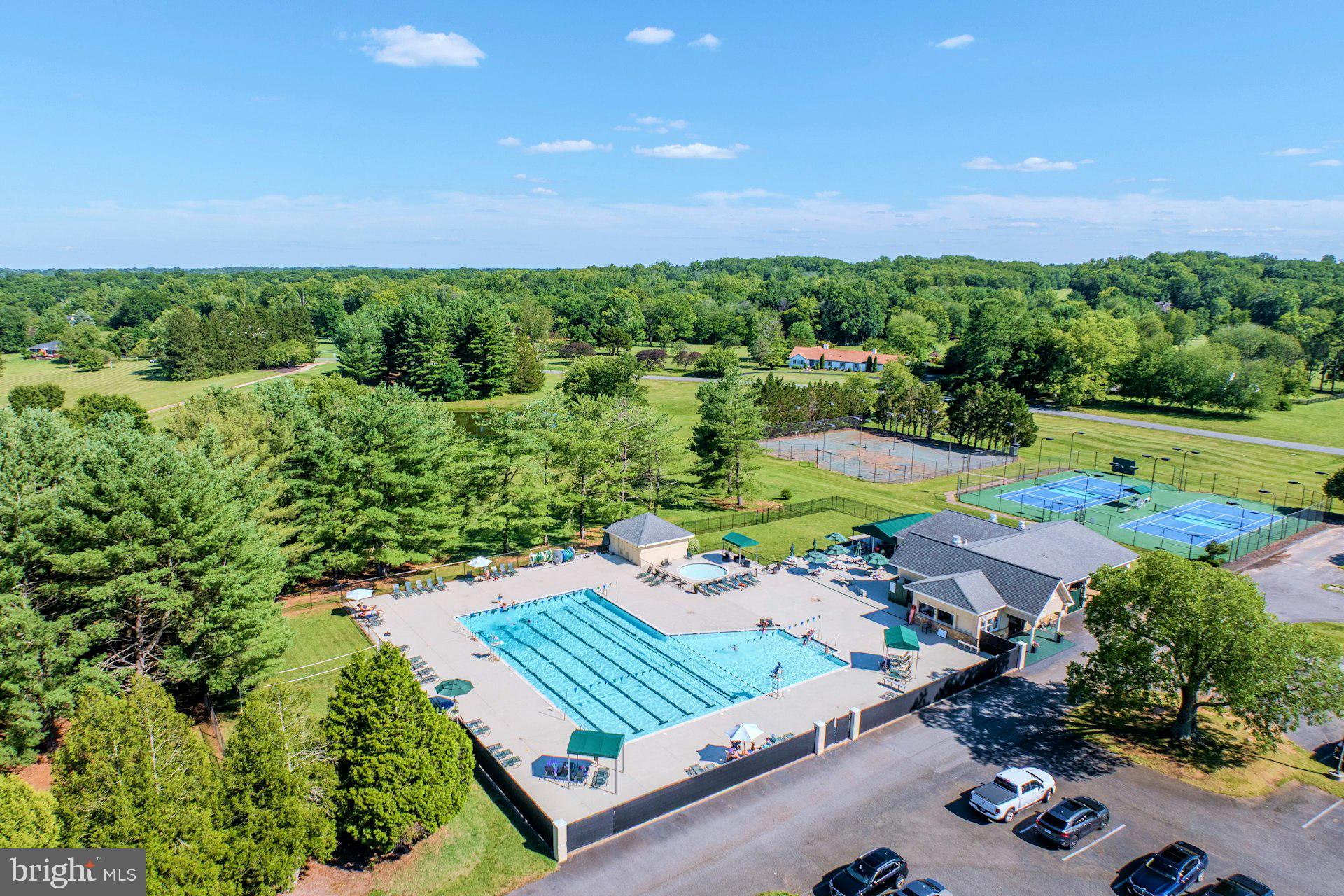 EVERGREEN FARM - Residential