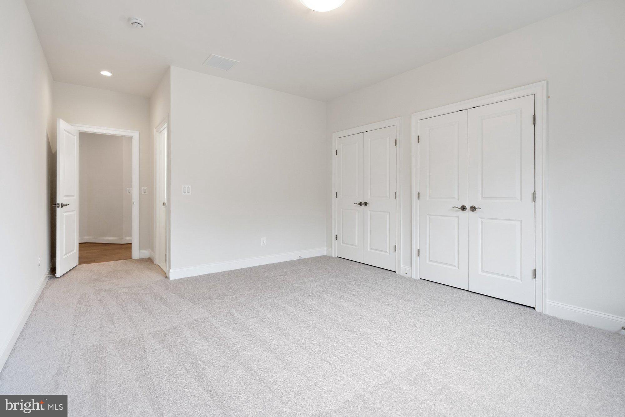 KIRBY COURT - Residential