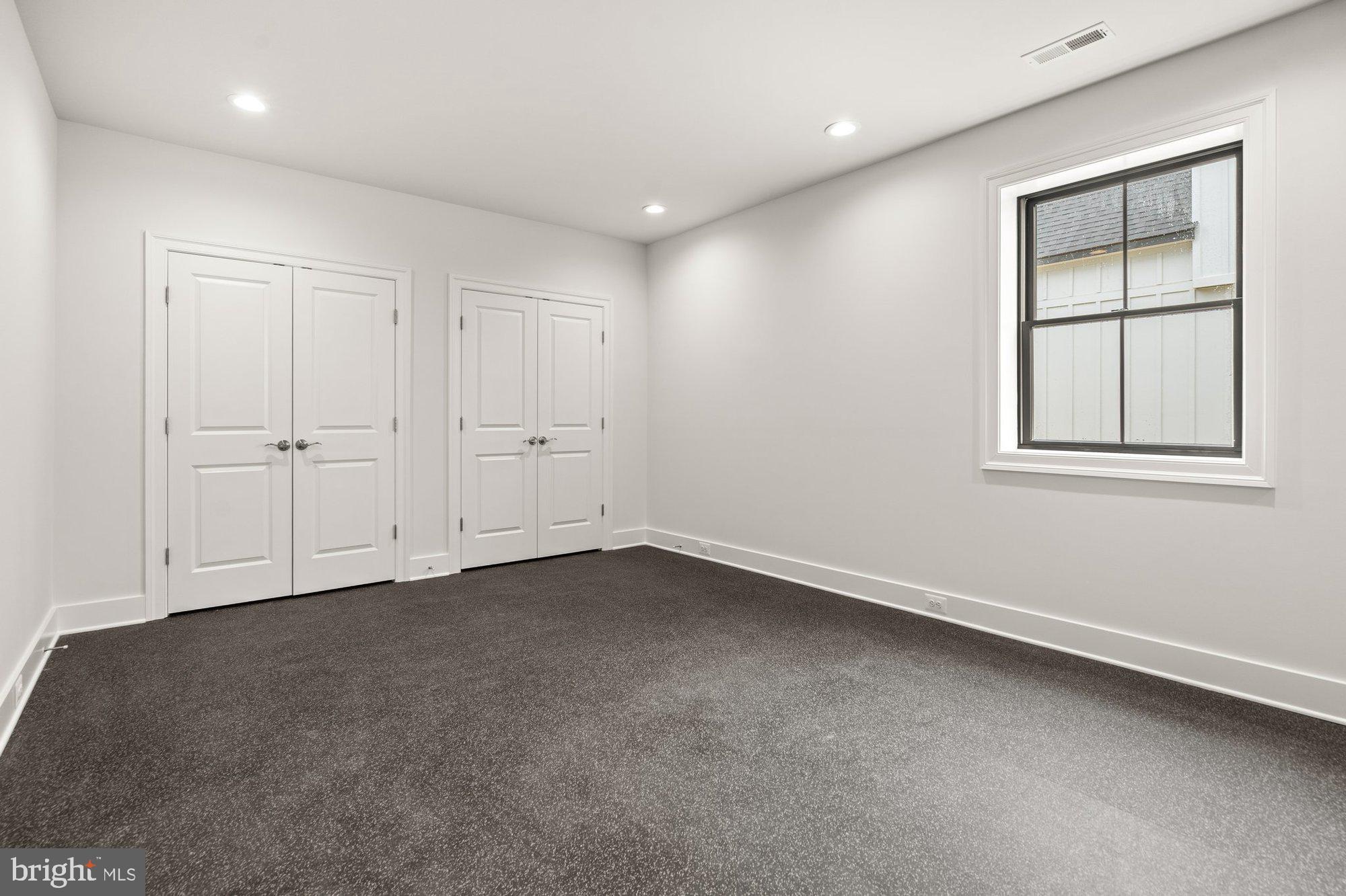 KIRBY COURT - Residential