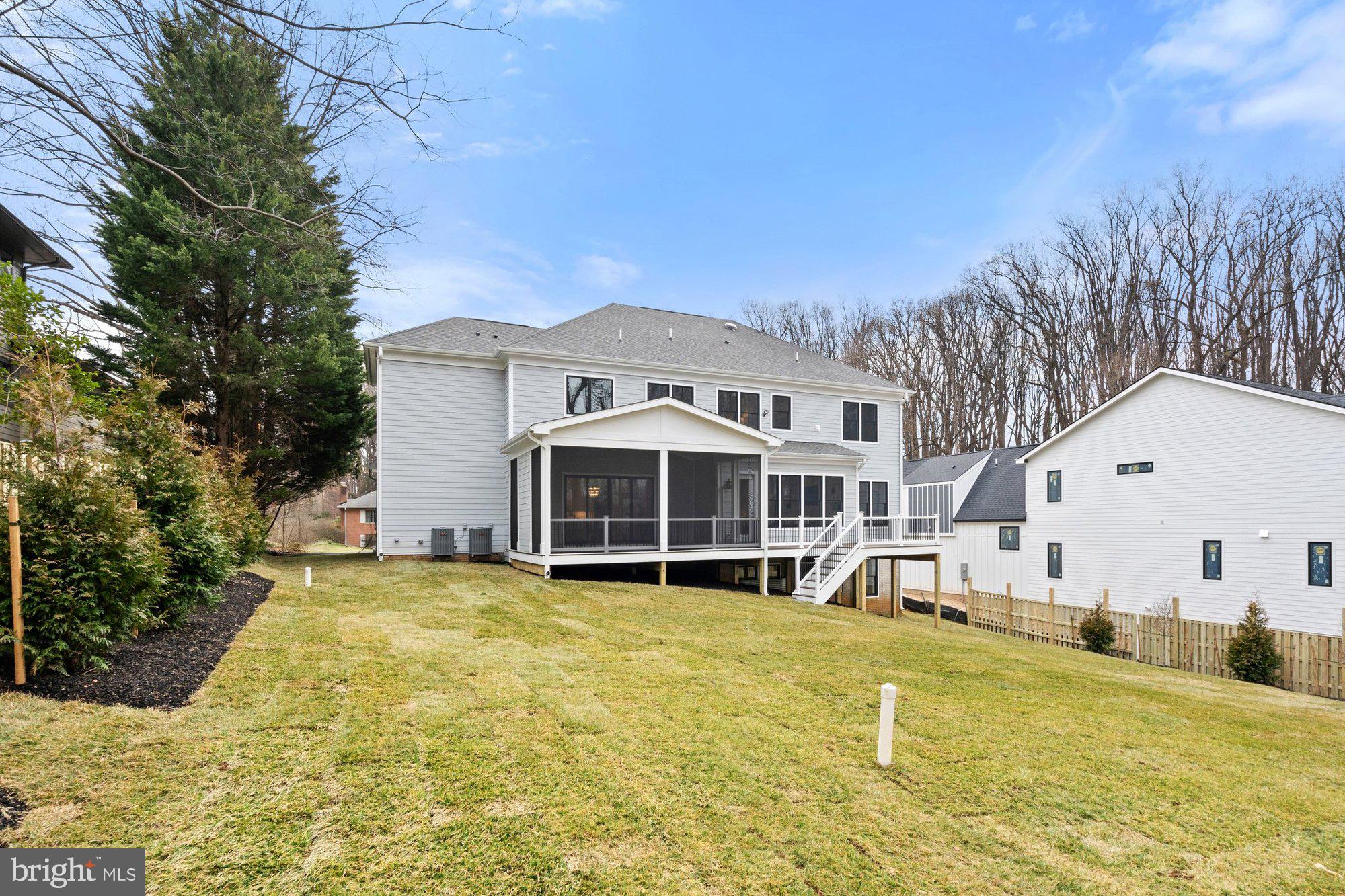 KIRBY COURT - Residential