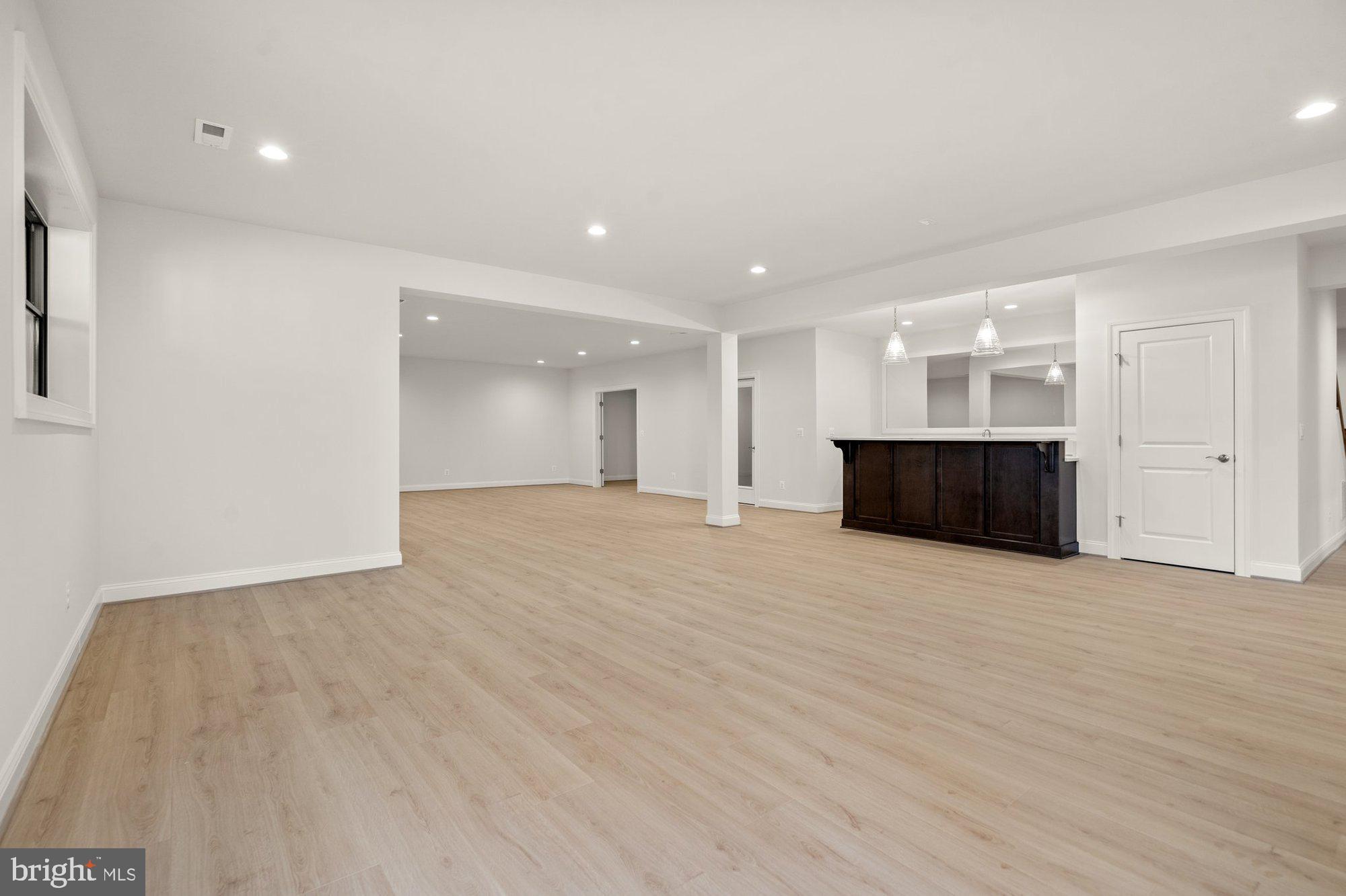 KIRBY COURT - Residential